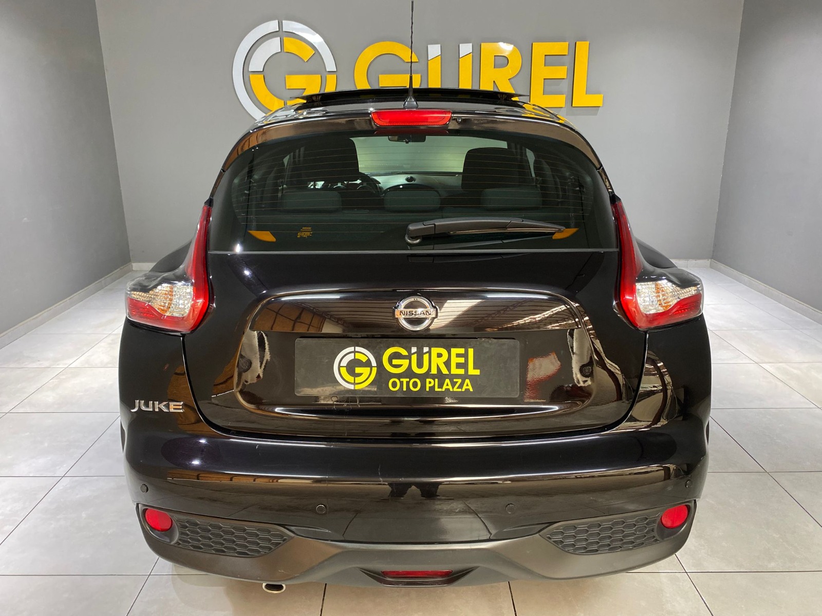 2015 Benzin Otomatik Nissan Juke Siyah Gürel Tasarım Aksesuar Otomotiv San. Tic. Ltd. Şti.