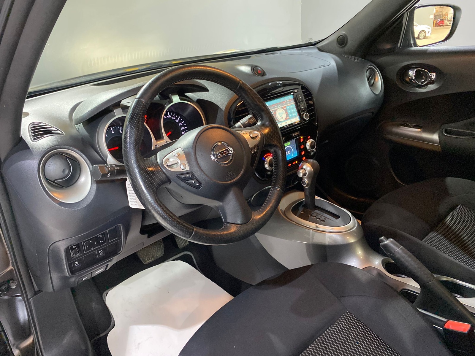 2015 Benzin Otomatik Nissan Juke Siyah Gürel Tasarım Aksesuar Otomotiv San. Tic. Ltd. Şti.