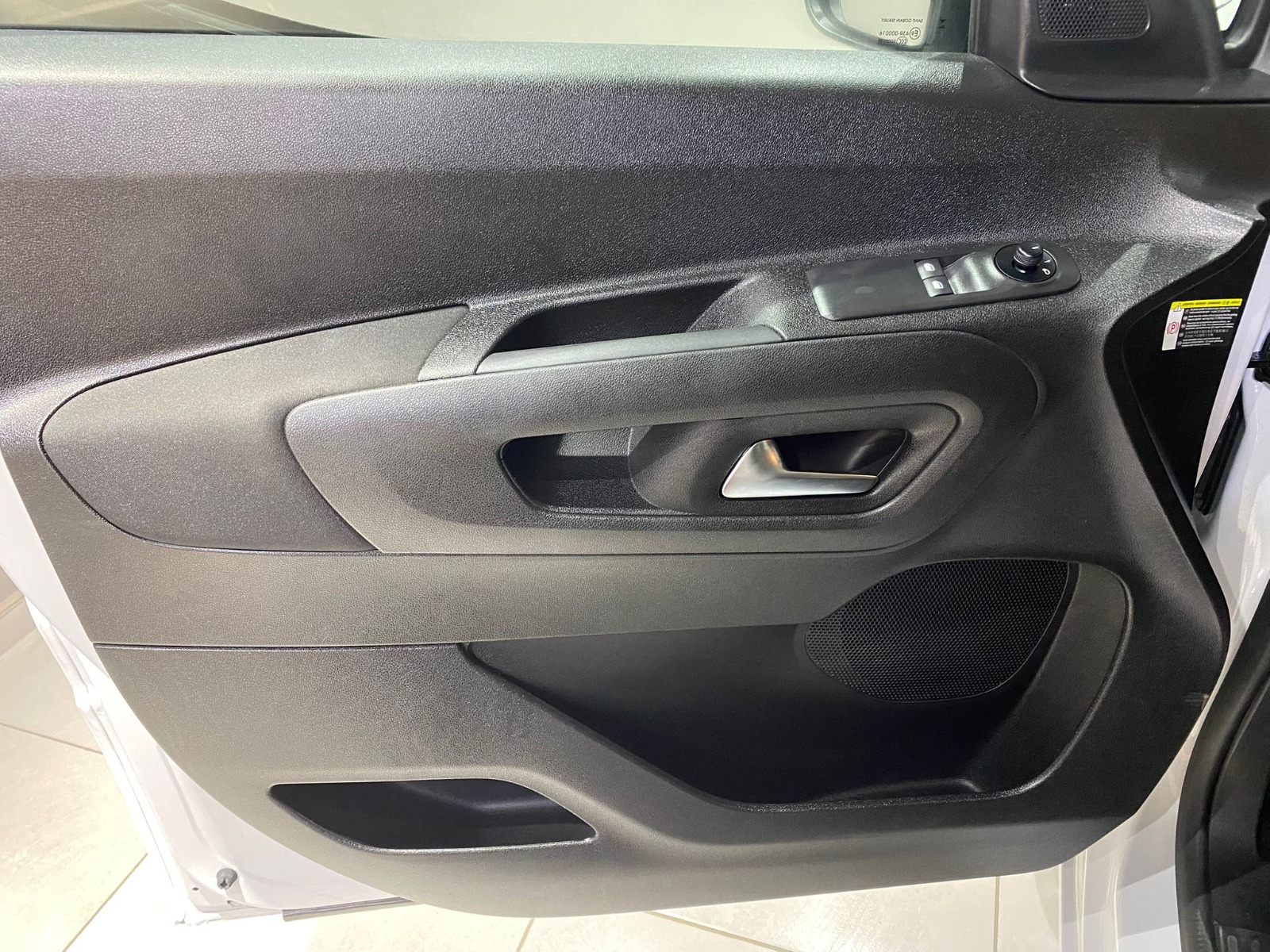 2026 Dizel Otomatik Opel Combo Beyaz Gürel Tasarım Aksesuar Otomotiv San. Tic. Ltd. Şti.