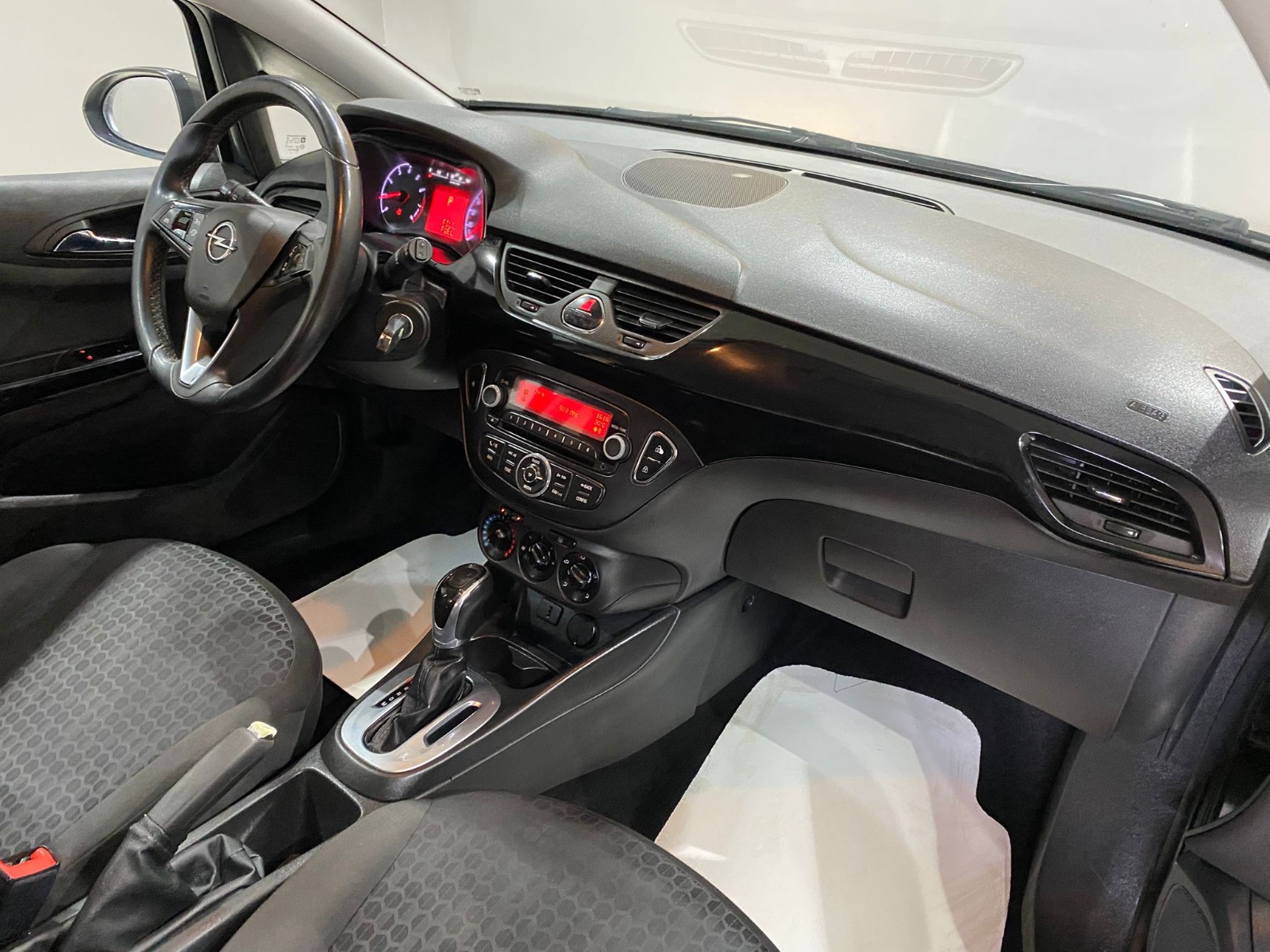 2015 Benzin Otomatik Opel Corsa Gri Gürel Tasarım Aksesuar Otomotiv San. Tic. Ltd. Şti.