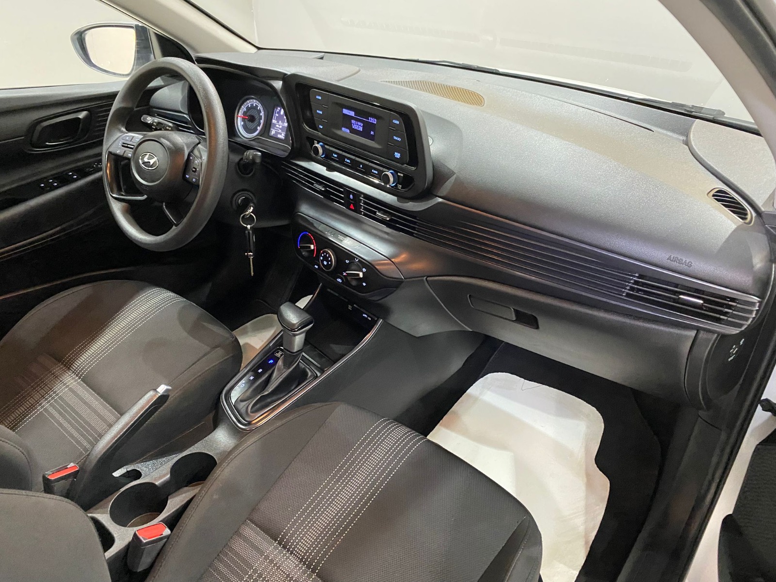 2023 Benzin Otomatik Hyundai i20 Beyaz Gürel Tasarım Aksesuar Otomotiv San. Tic. Ltd. Şti.