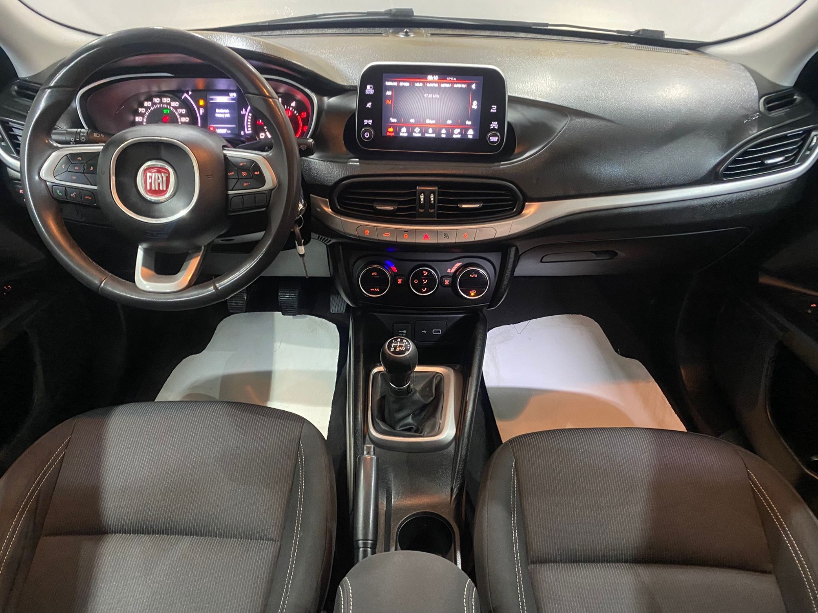 2019 Dizel Manuel Fiat Egea Beyaz Gürel Tasarım Aksesuar Otomotiv San. Tic. Ltd. Şti.