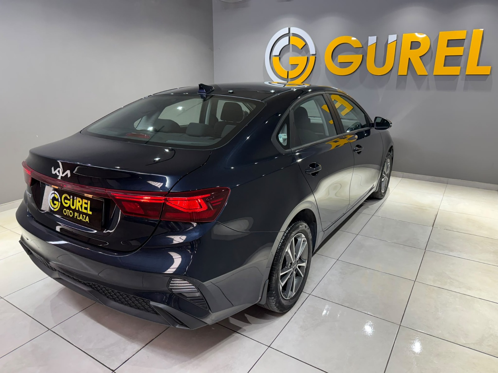 2023 Benzin Otomatik Kia Cerato Mavi Gürel Tasarım Aksesuar Otomotiv San. Tic. Ltd. Şti.