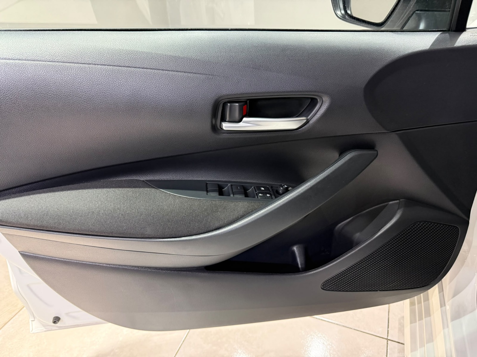 2026 Benzin Otomatik Toyota Corolla Beyaz Gürel Tasarım Aksesuar Otomotiv San. Tic. Ltd. Şti.