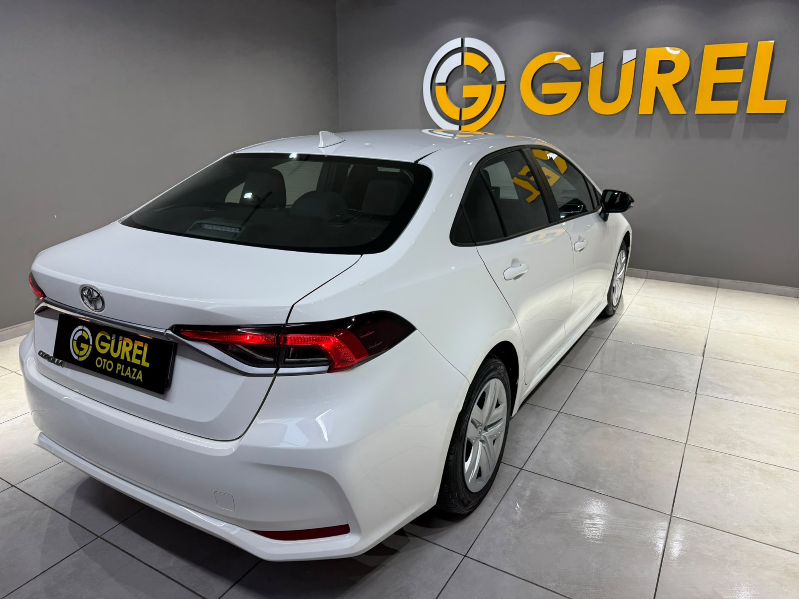 2026 Benzin Otomatik Toyota Corolla Beyaz Gürel Tasarım Aksesuar Otomotiv San. Tic. Ltd. Şti.
