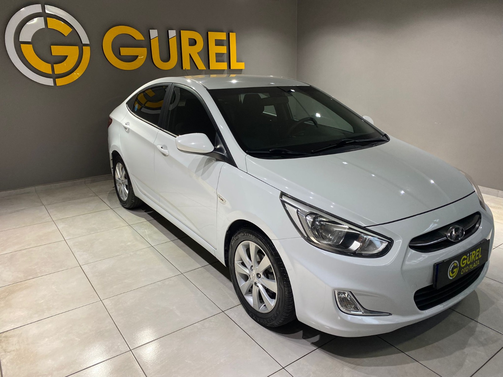 2017 Dizel Otomatik Hyundai Accent Blue Beyaz Gürel Tasarım Aksesuar Otomotiv San. Tic. Ltd. Şti.