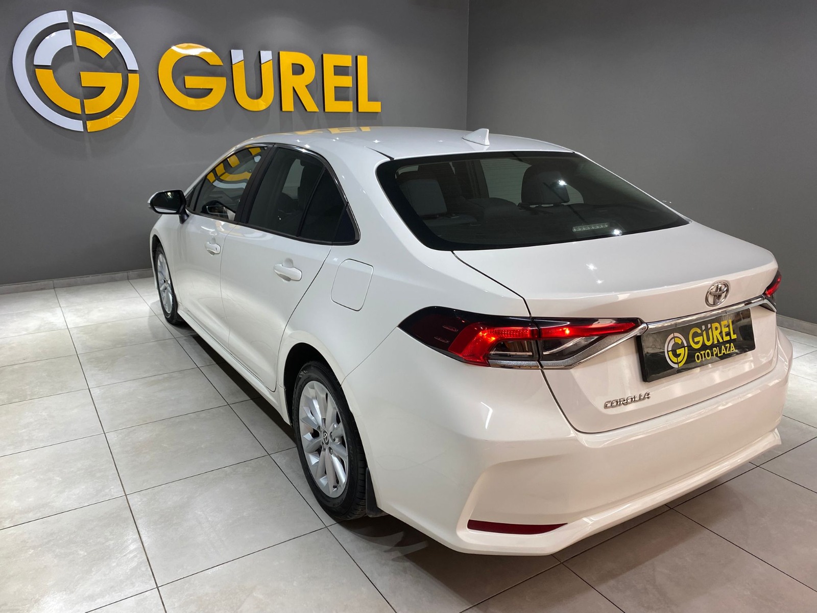 2022 Benzin Otomatik Toyota Corolla Beyaz Gürel Tasarım Aksesuar Otomotiv San. Tic. Ltd. Şti.