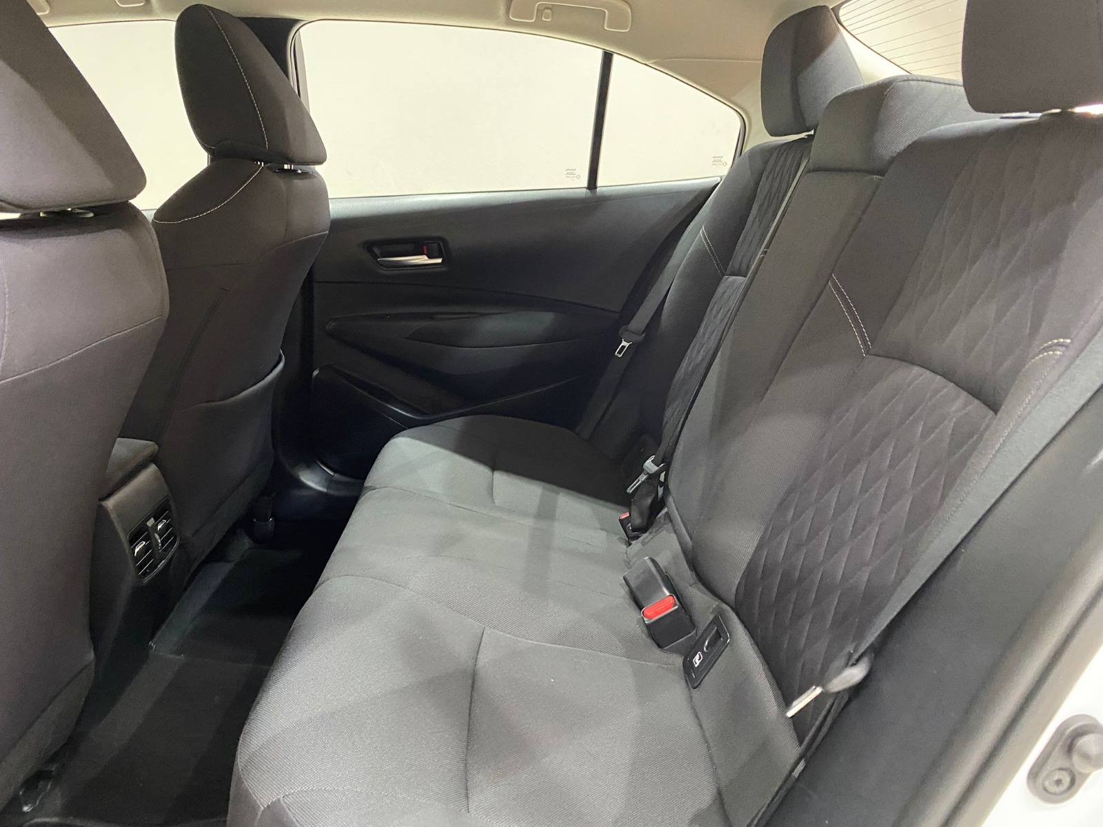 2022 Benzin Otomatik Toyota Corolla Beyaz Gürel Tasarım Aksesuar Otomotiv San. Tic. Ltd. Şti.