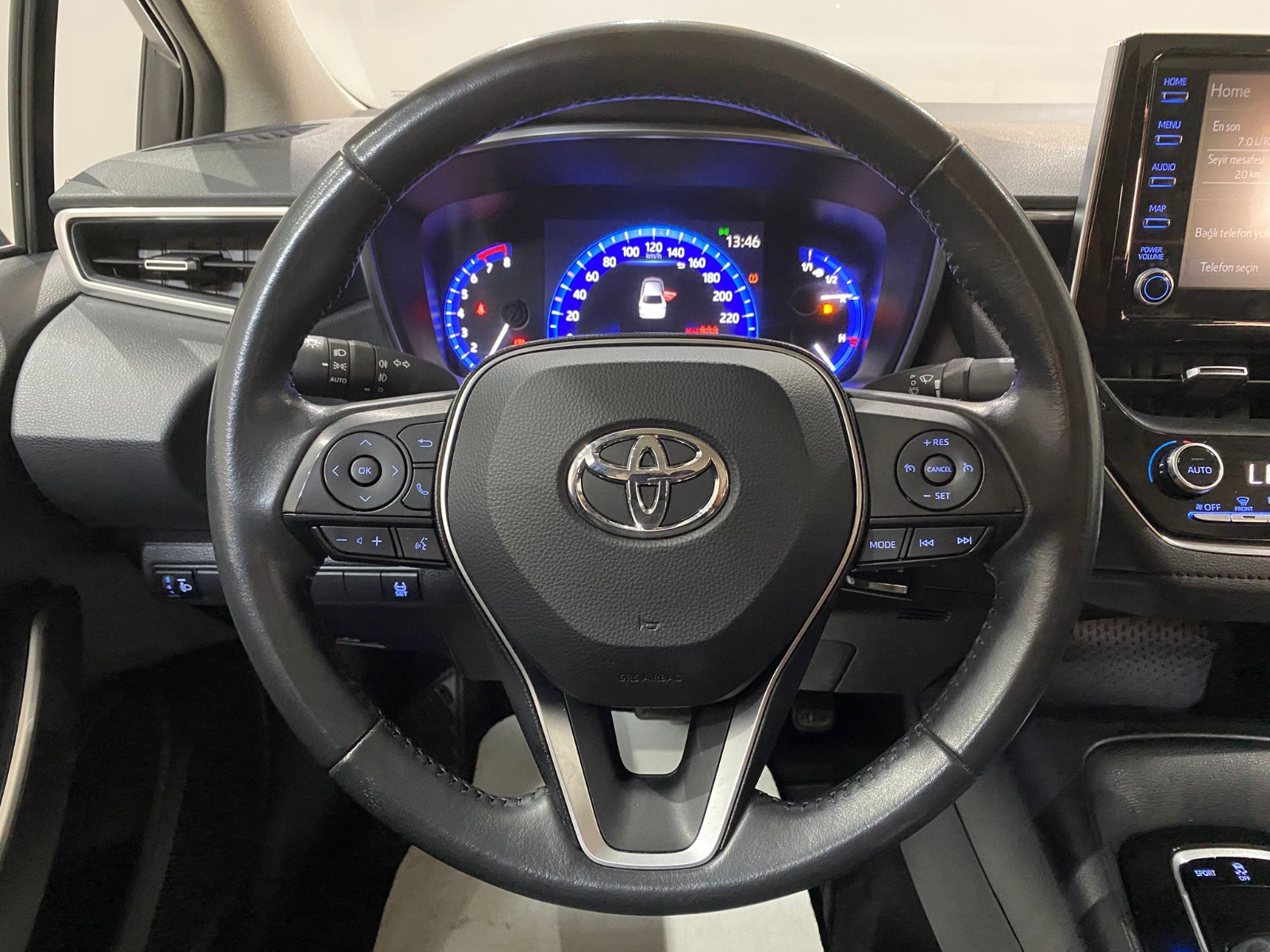 2022 Benzin Otomatik Toyota Corolla Beyaz Gürel Tasarım Aksesuar Otomotiv San. Tic. Ltd. Şti.