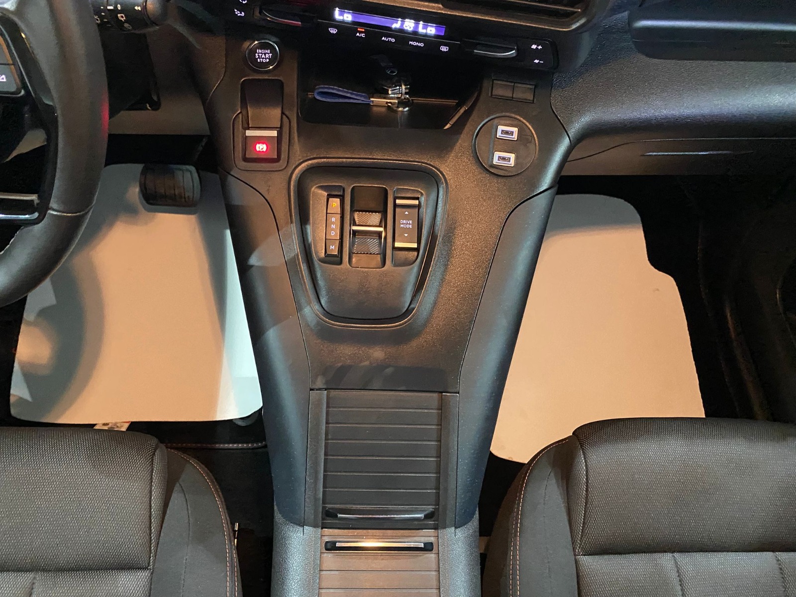 2024 Dizel Otomatik Citroen Berlingo Gri Gürel Tasarım Aksesuar Otomotiv San. Tic. Ltd. Şti.