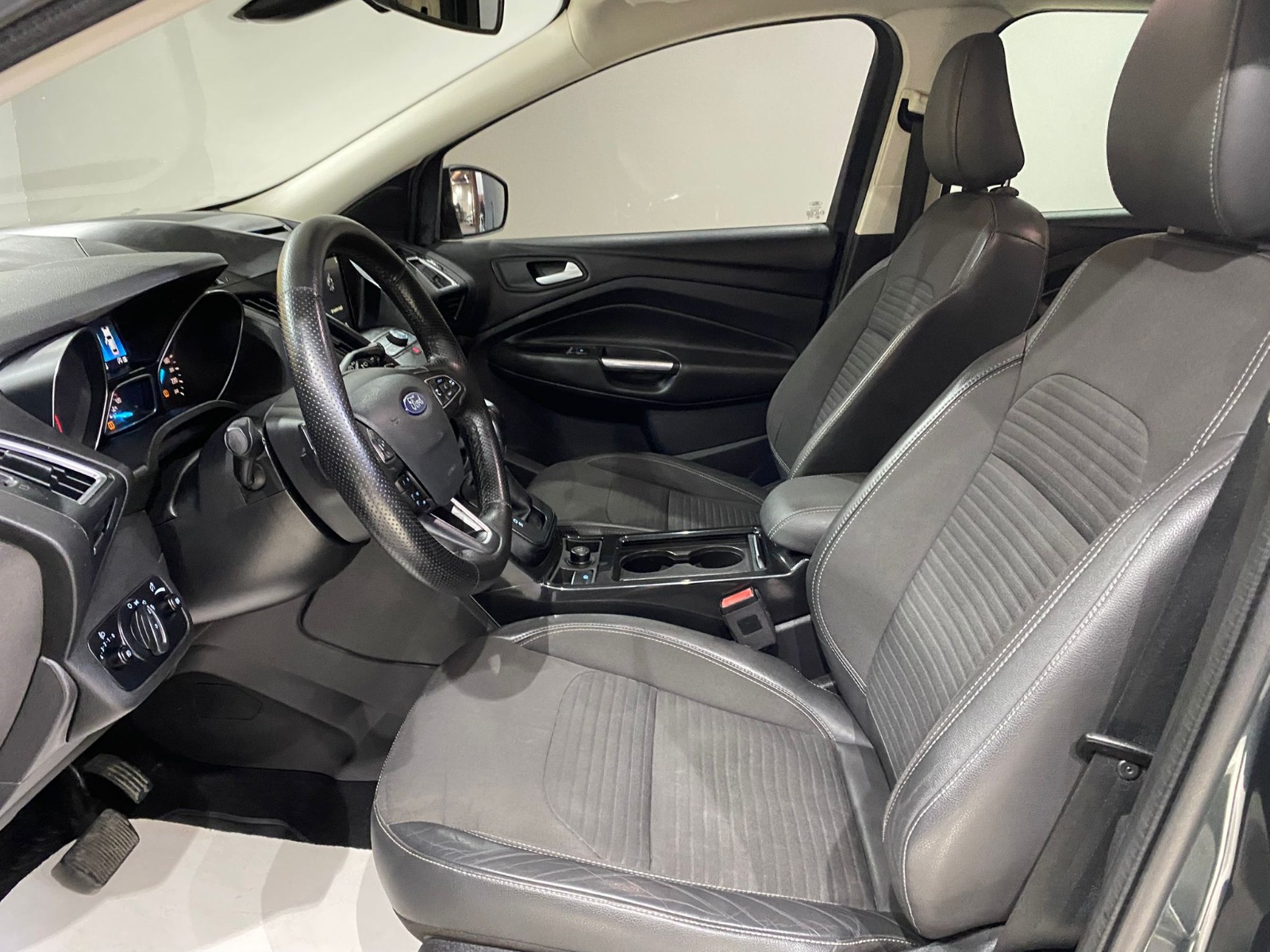 2017 Dizel Otomatik Ford Kuga Füme Gürel Tasarım Aksesuar Otomotiv San. Tic. Ltd. Şti.