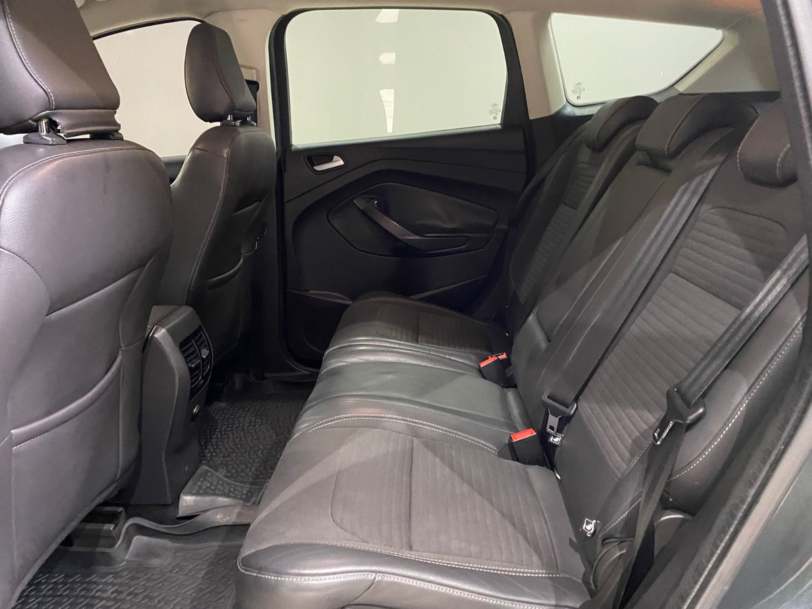 2017 Dizel Otomatik Ford Kuga Füme Gürel Tasarım Aksesuar Otomotiv San. Tic. Ltd. Şti.