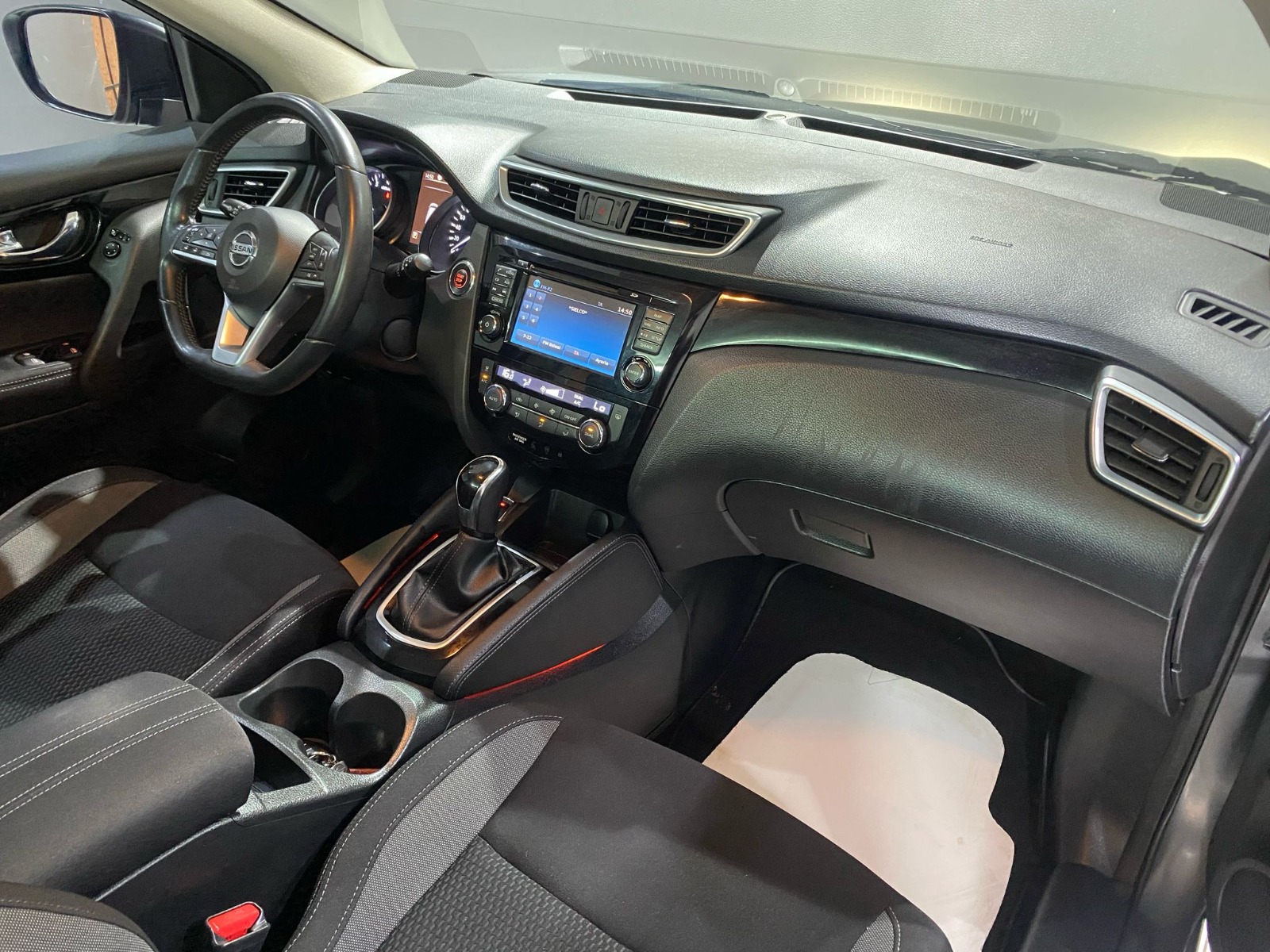 2018 Benzin Otomatik Nissan Qashqai Gri Gürel Tasarım Aksesuar Otomotiv San. Tic. Ltd. Şti.