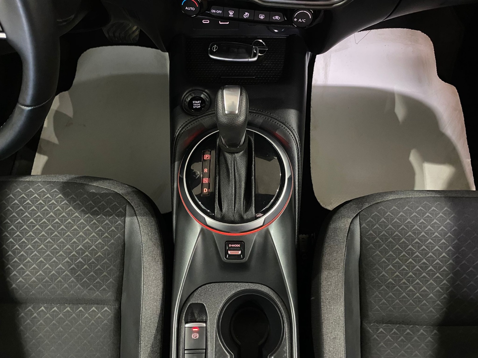 2025 Benzin Otomatik Nissan Juke Gri Gürel Tasarım Aksesuar Otomotiv San. Tic. Ltd. Şti.