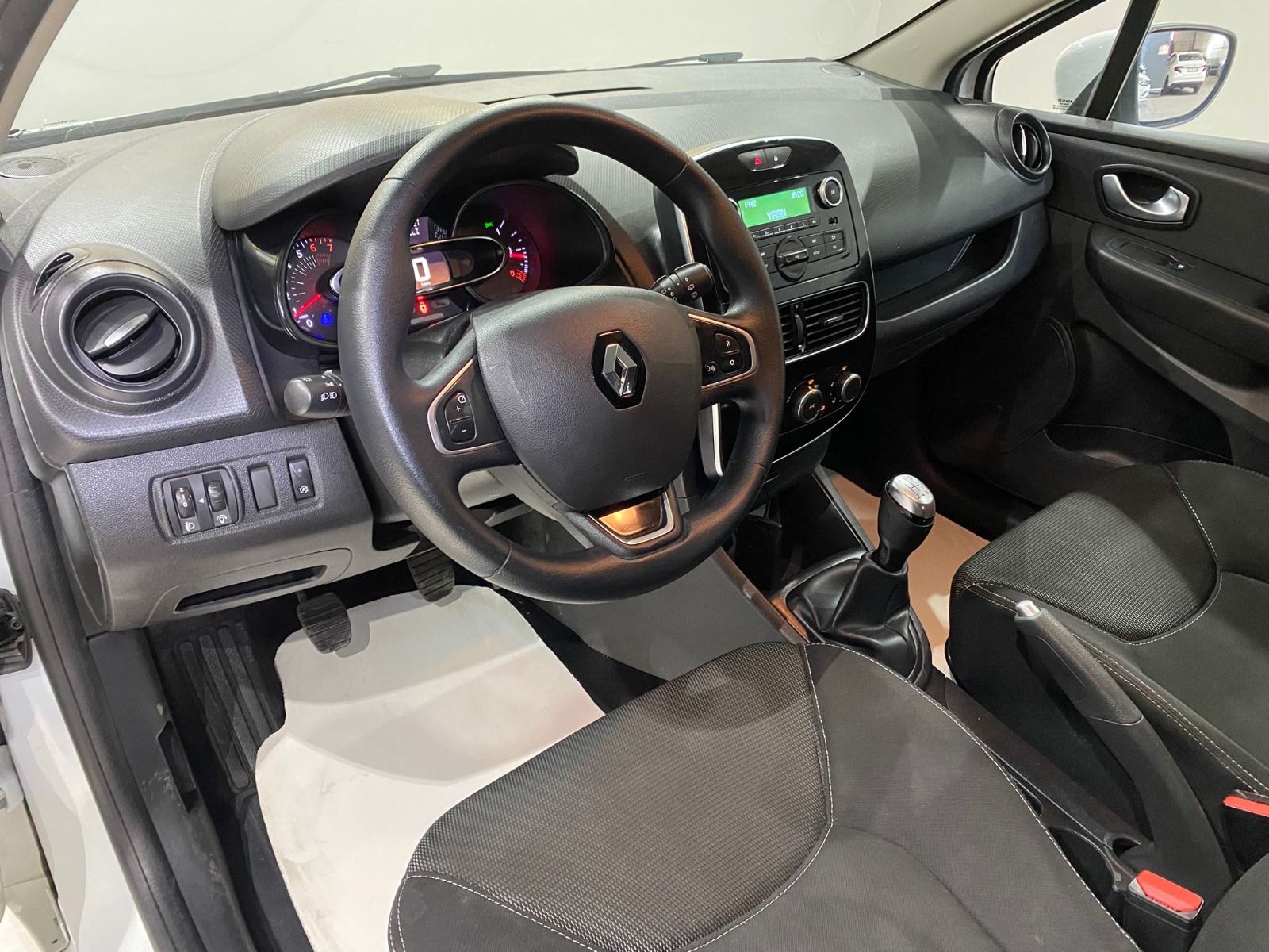 2020 Benzin Manuel Renault Clio Beyaz Gürel Tasarım Aksesuar Otomotiv San. Tic. Ltd. Şti.