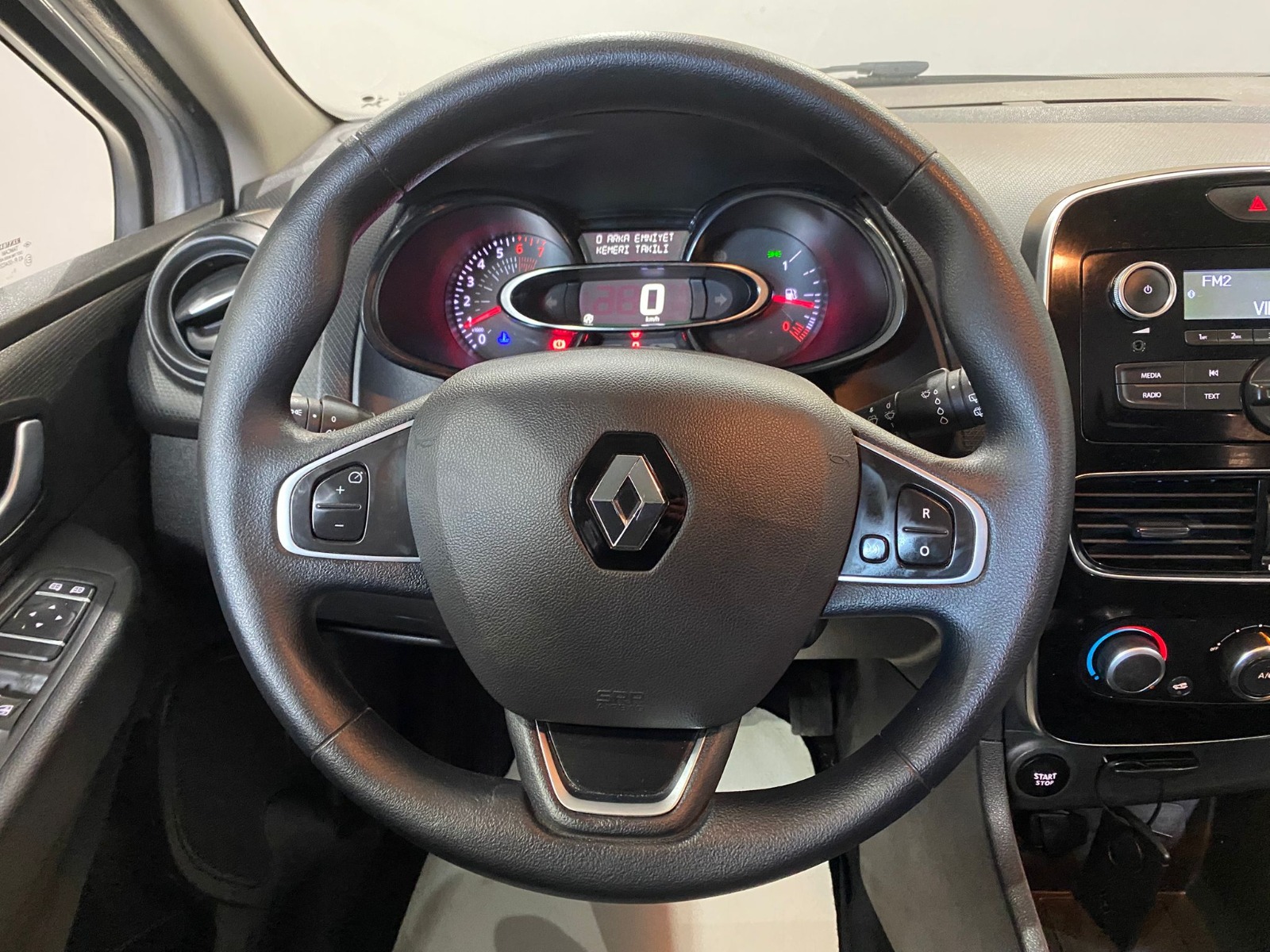 2020 Benzin Manuel Renault Clio Beyaz Gürel Tasarım Aksesuar Otomotiv San. Tic. Ltd. Şti.