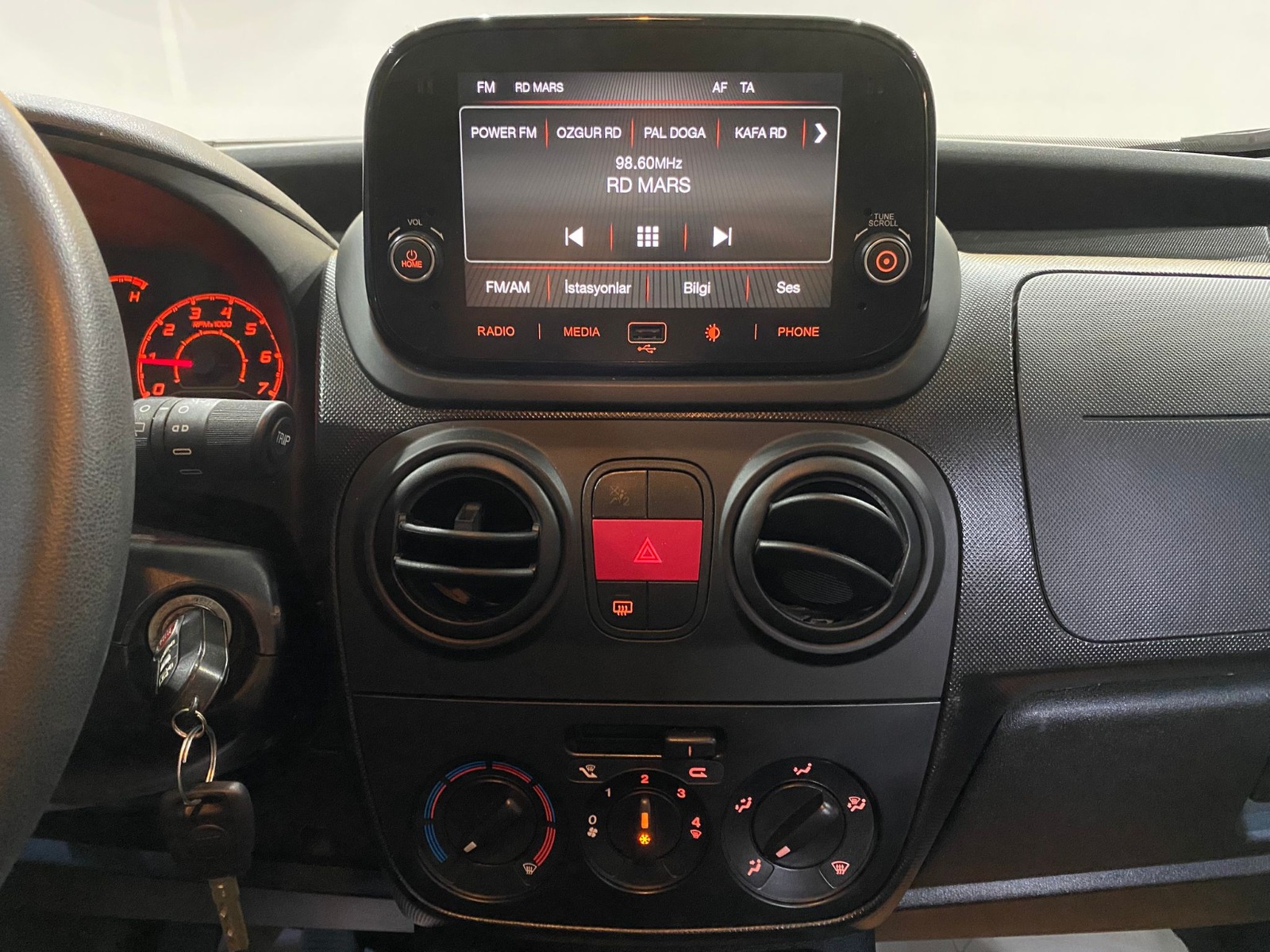 2022 Dizel Manuel Fiat Fiorino Beyaz Gürel Tasarım Aksesuar Otomotiv San. Tic. Ltd. Şti.