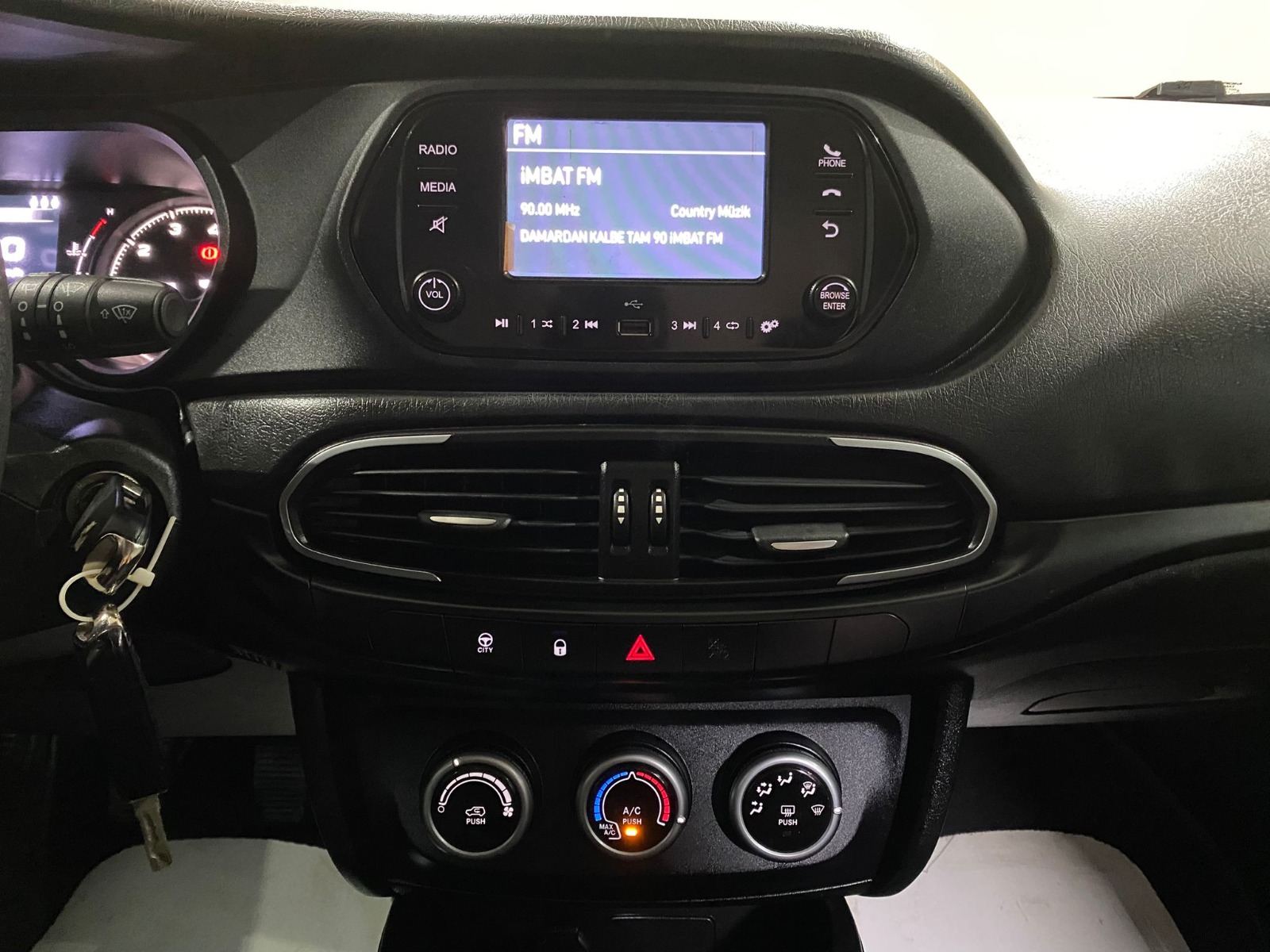 2023 Benzin Manuel Fiat Egea Gri Gürel Tasarım Aksesuar Otomotiv San. Tic. Ltd. Şti.