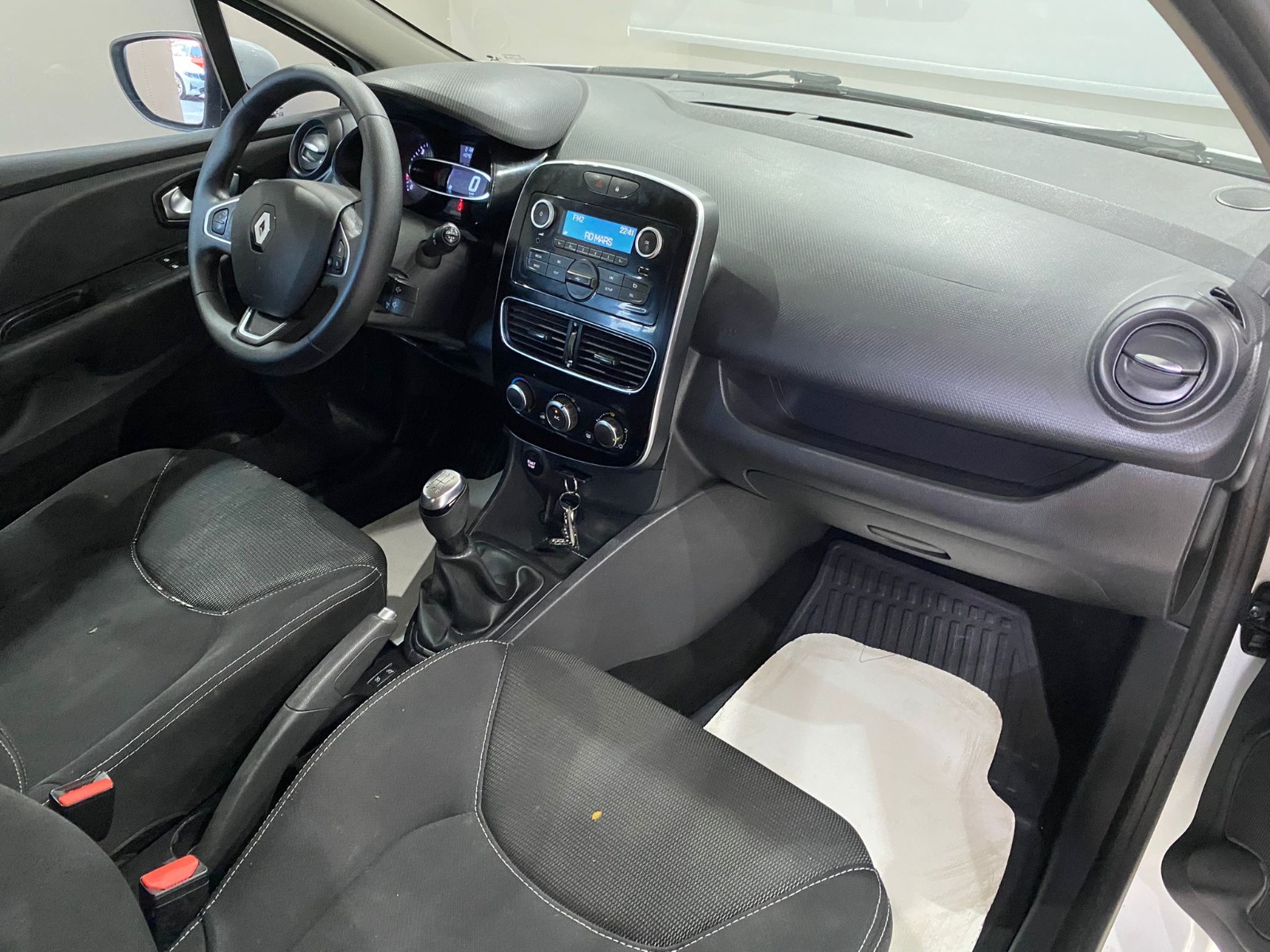 2018 Dizel Manuel Renault Clio Beyaz Gürel Tasarım Aksesuar Otomotiv San. Tic. Ltd. Şti.