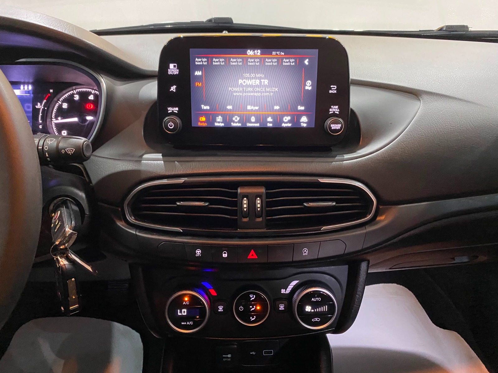 2021 Dizel Manuel Fiat Egea Beyaz Gürel Tasarım Aksesuar Otomotiv San. Tic. Ltd. Şti.