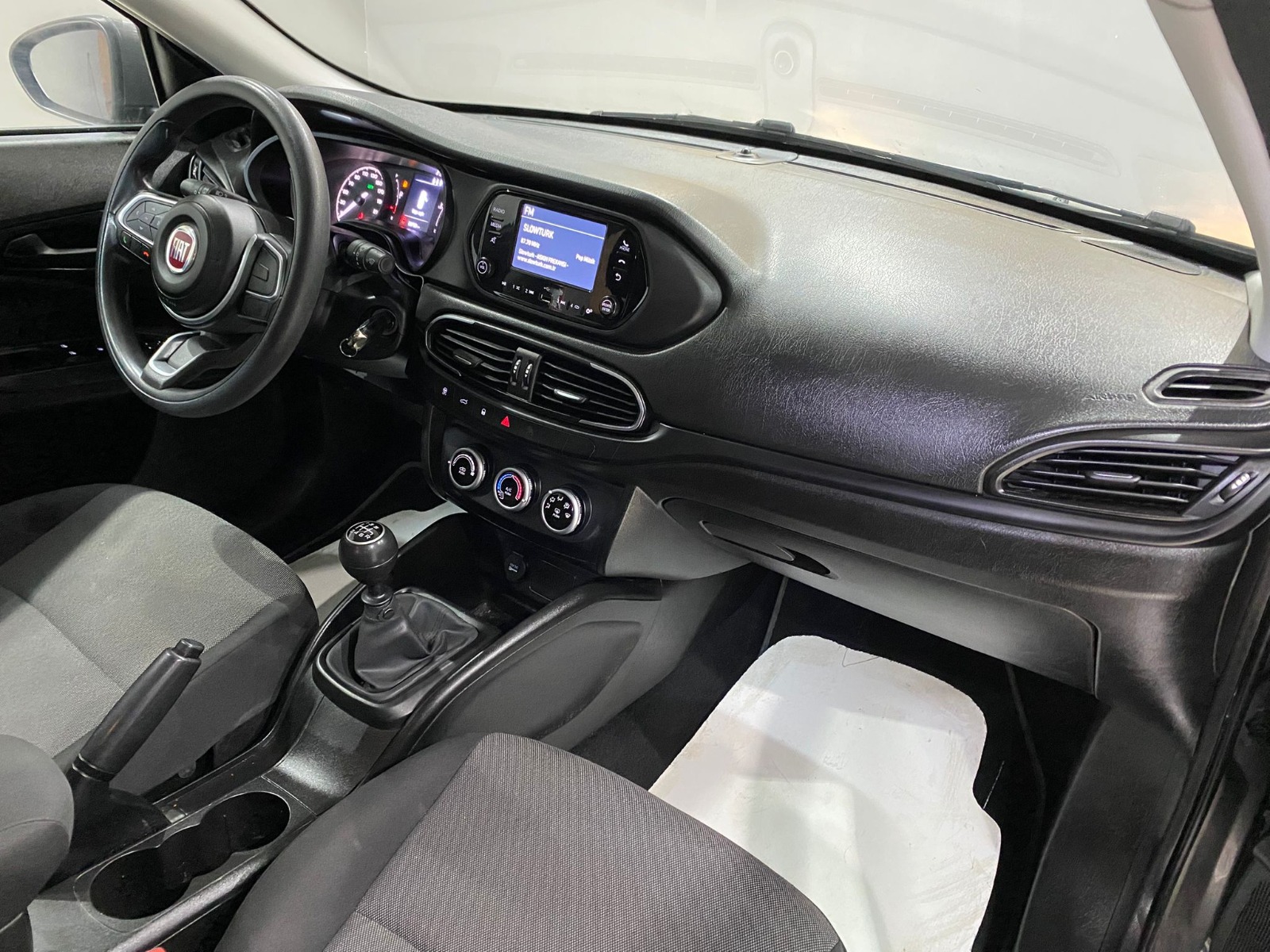 2024 Benzin Manuel Fiat Egea Mavi Gürel Tasarım Aksesuar Otomotiv San. Tic. Ltd. Şti.