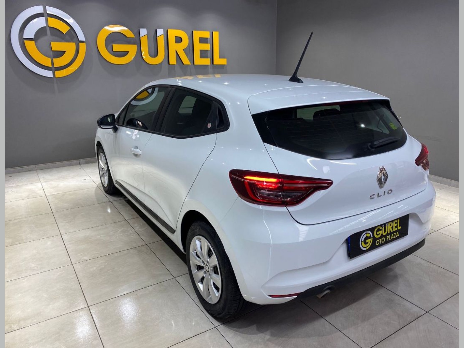 2021 Benzin Manuel Renault Clio Beyaz Gürel Tasarım Aksesuar Otomotiv San. Tic. Ltd. Şti.