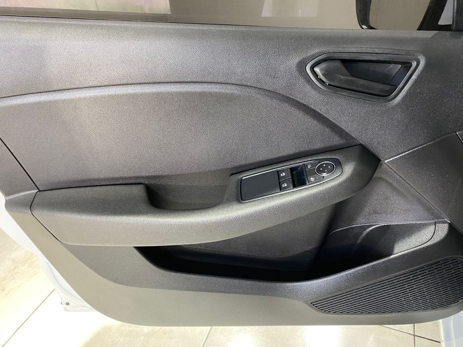 2021 Benzin Manuel Renault Clio Beyaz Gürel Tasarım Aksesuar Otomotiv San. Tic. Ltd. Şti.