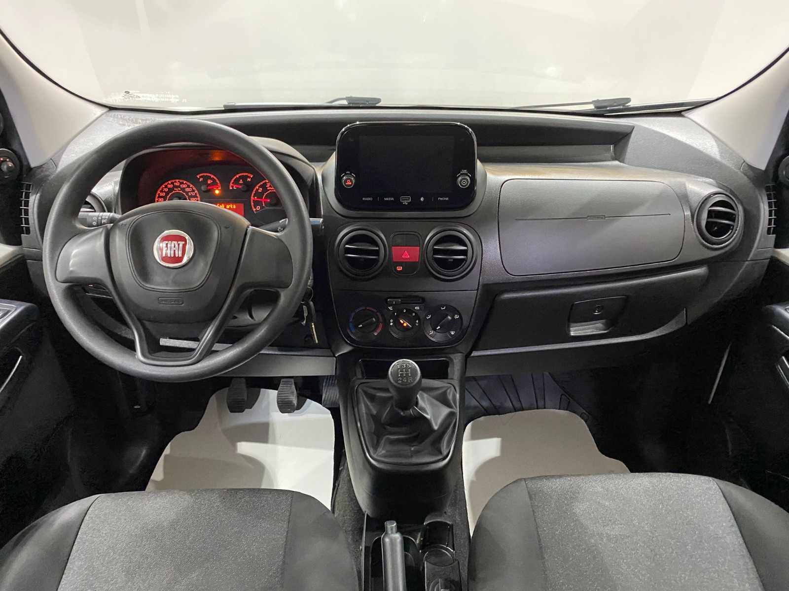 2024 Dizel Manuel Fiat Fiorino Combi Beyaz Gürel Tasarım Aksesuar Otomotiv San. Tic. Ltd. Şti.