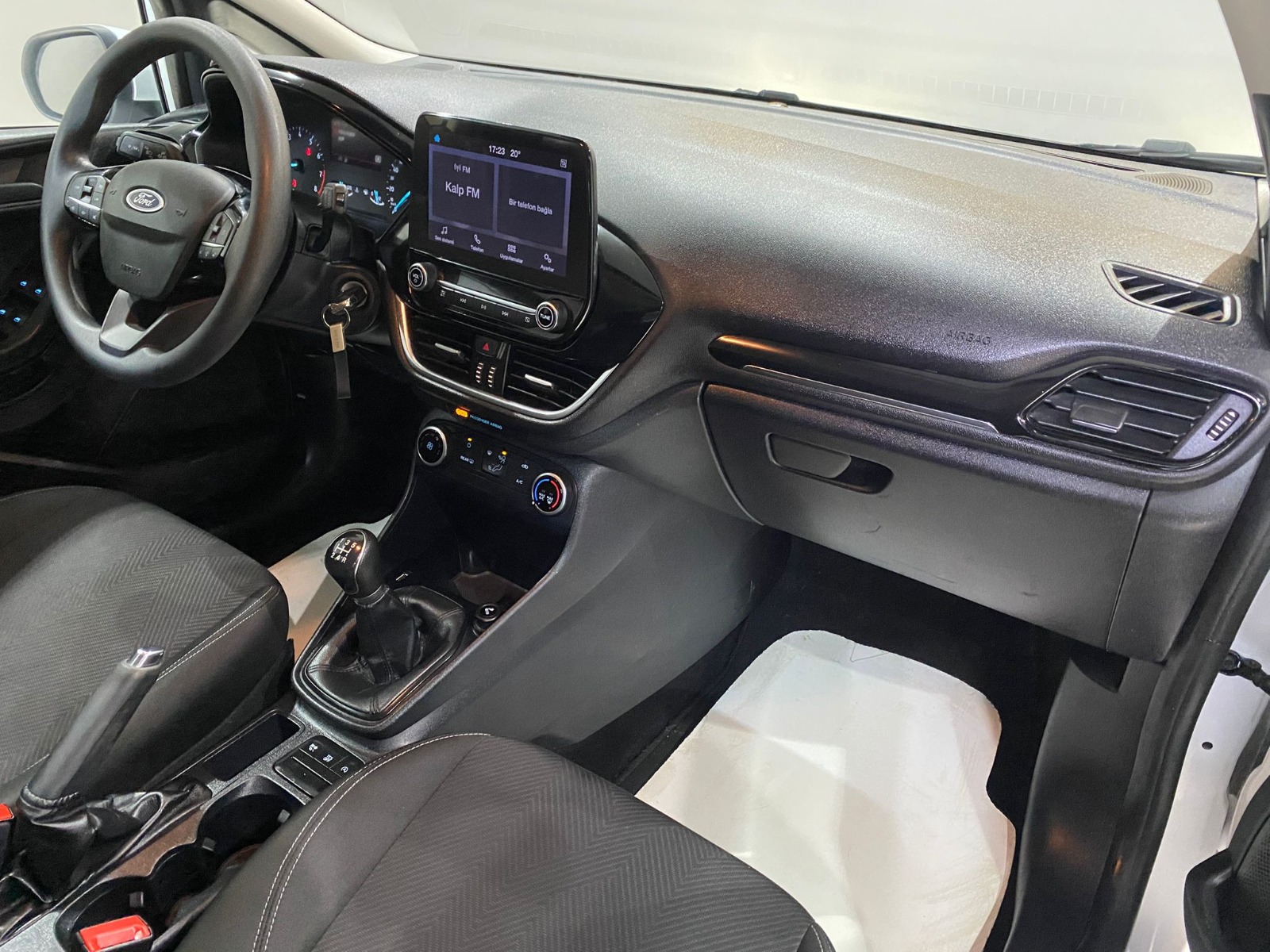 2023 Benzin Manuel Ford Fiesta Beyaz Gürel Tasarım Aksesuar Otomotiv San. Tic. Ltd. Şti.