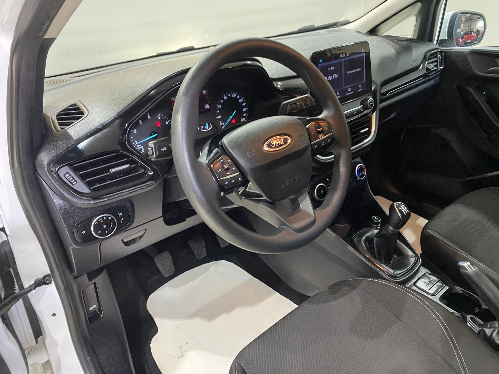 2023 Benzin Manuel Ford Fiesta Beyaz Gürel Tasarım Aksesuar Otomotiv San. Tic. Ltd. Şti.