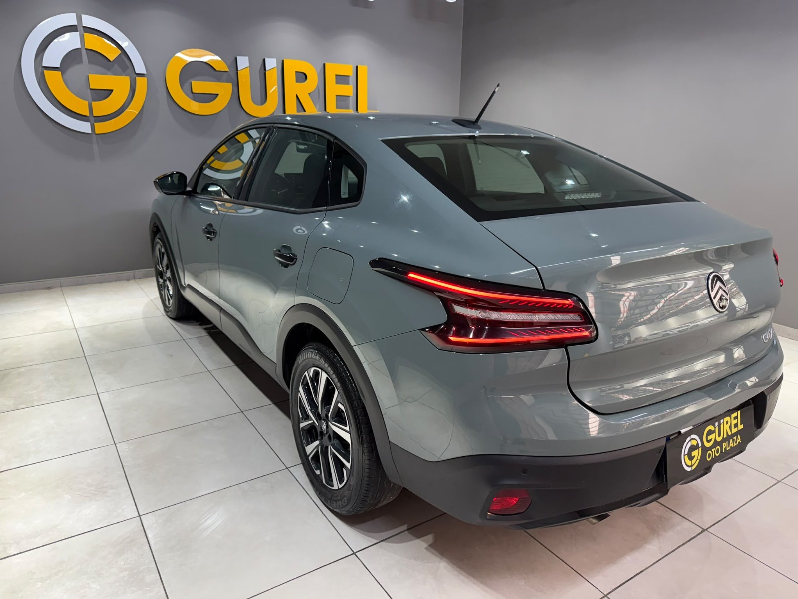 2025 Benzin Otomatik Citroen C4 X Yeşil Gürel Tasarım Aksesuar Otomotiv San. Tic. Ltd. Şti.