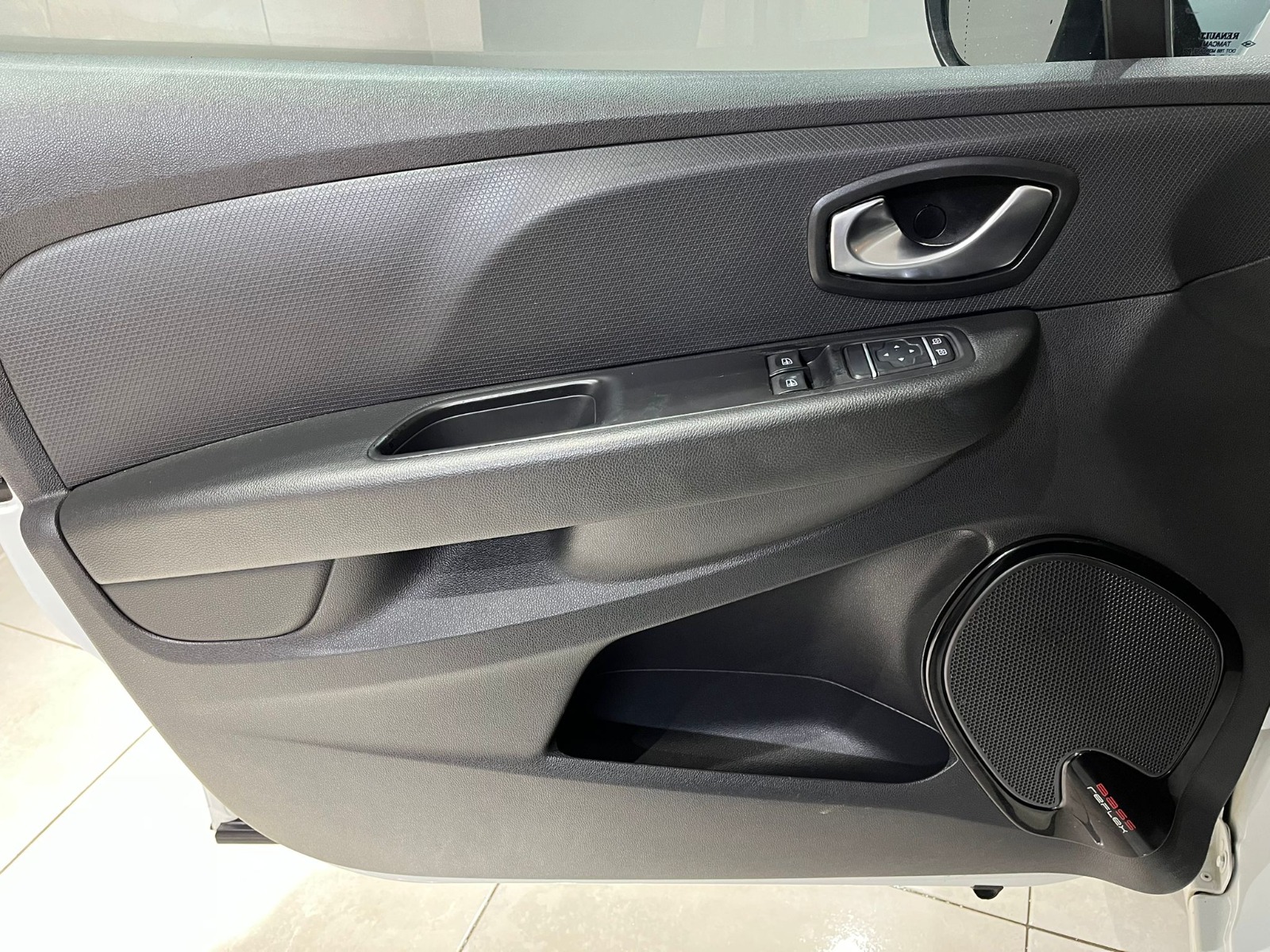 2019 Benzin Manuel Renault Clio Beyaz Gürel Tasarım Aksesuar Otomotiv San. Tic. Ltd. Şti.