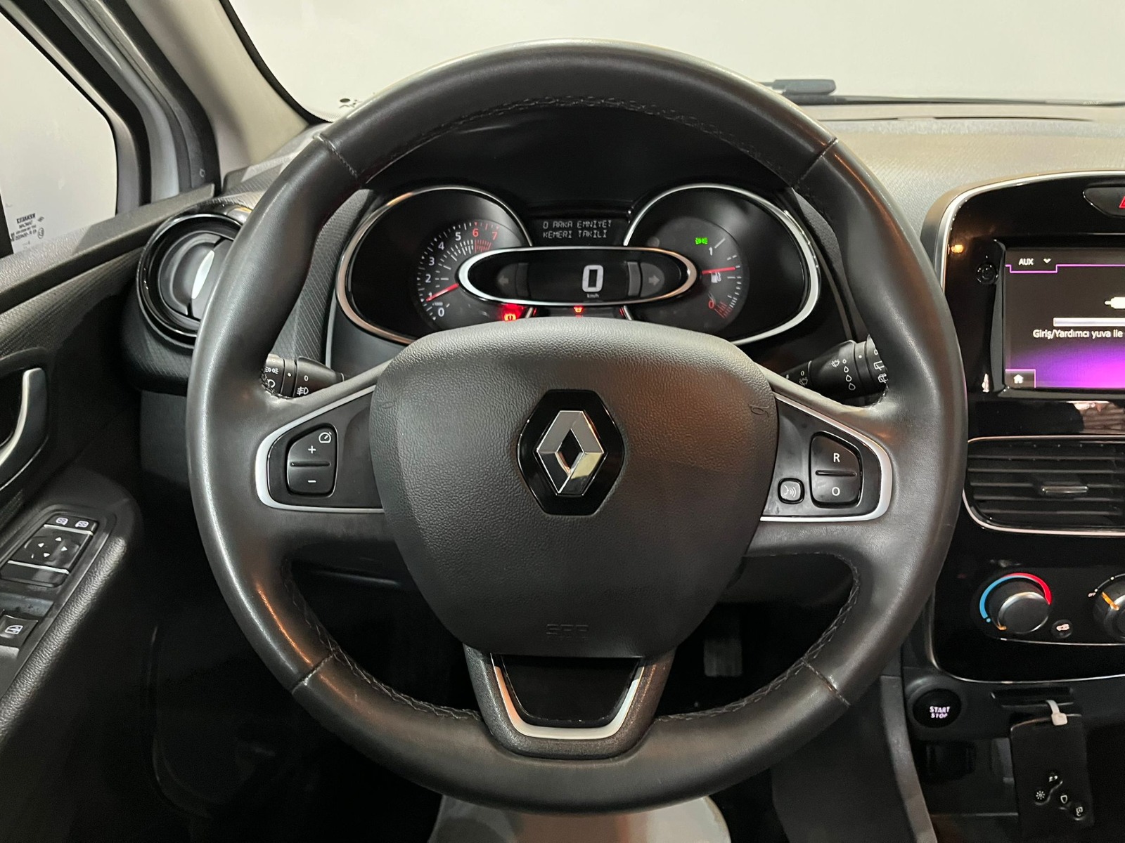 2019 Benzin Manuel Renault Clio Beyaz Gürel Tasarım Aksesuar Otomotiv San. Tic. Ltd. Şti.