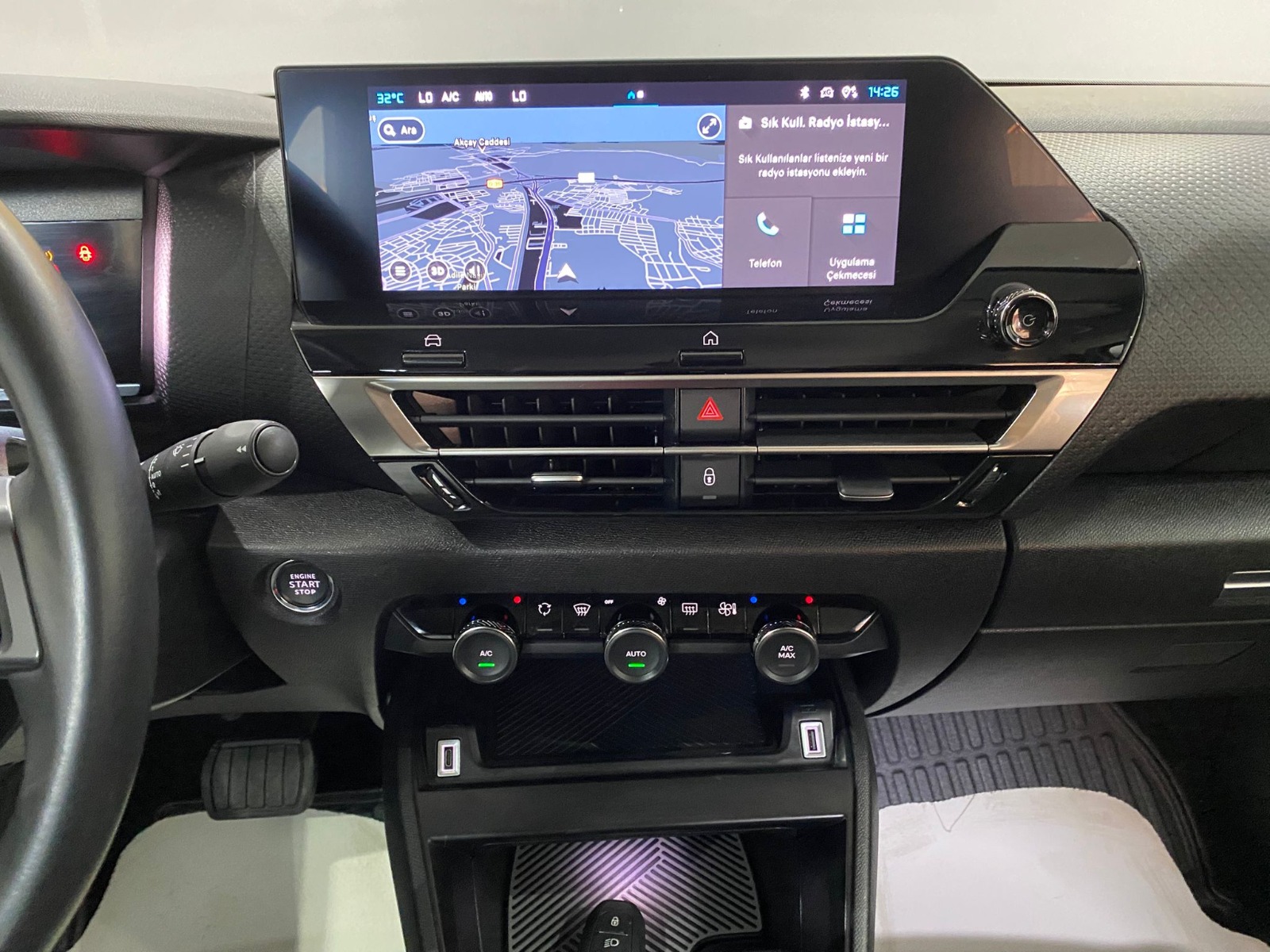 2024 Benzin Otomatik Citroen C4 X Beyaz Gürel Tasarım Aksesuar Otomotiv San. Tic. Ltd. Şti.
