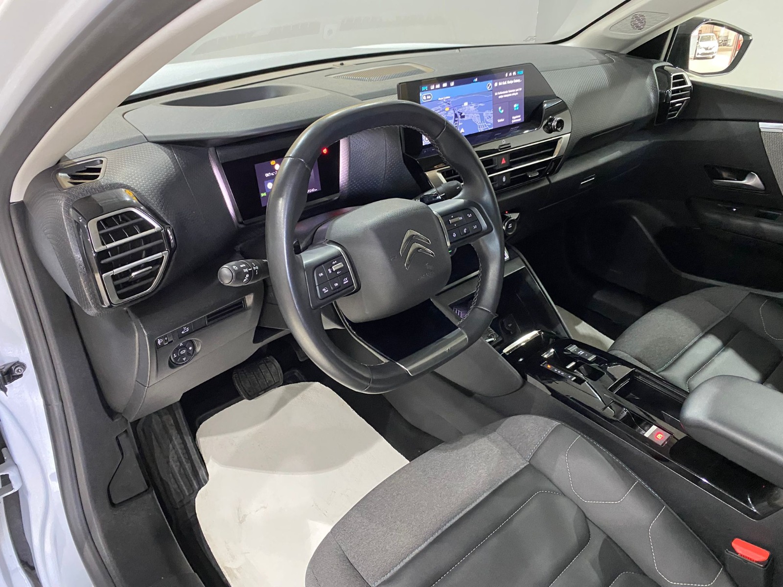 2024 Benzin Otomatik Citroen C4 X Beyaz Gürel Tasarım Aksesuar Otomotiv San. Tic. Ltd. Şti.