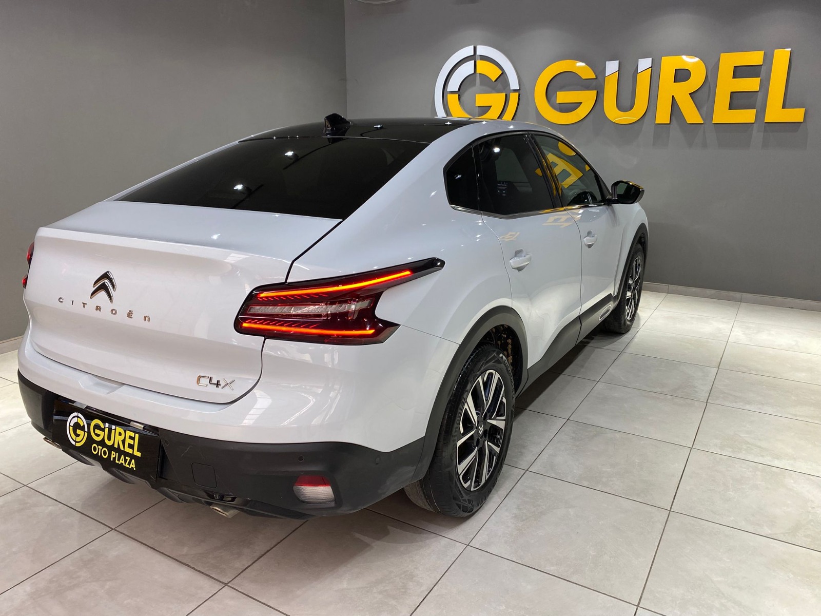 2024 Benzin Otomatik Citroen C4 X Beyaz Gürel Tasarım Aksesuar Otomotiv San. Tic. Ltd. Şti.
