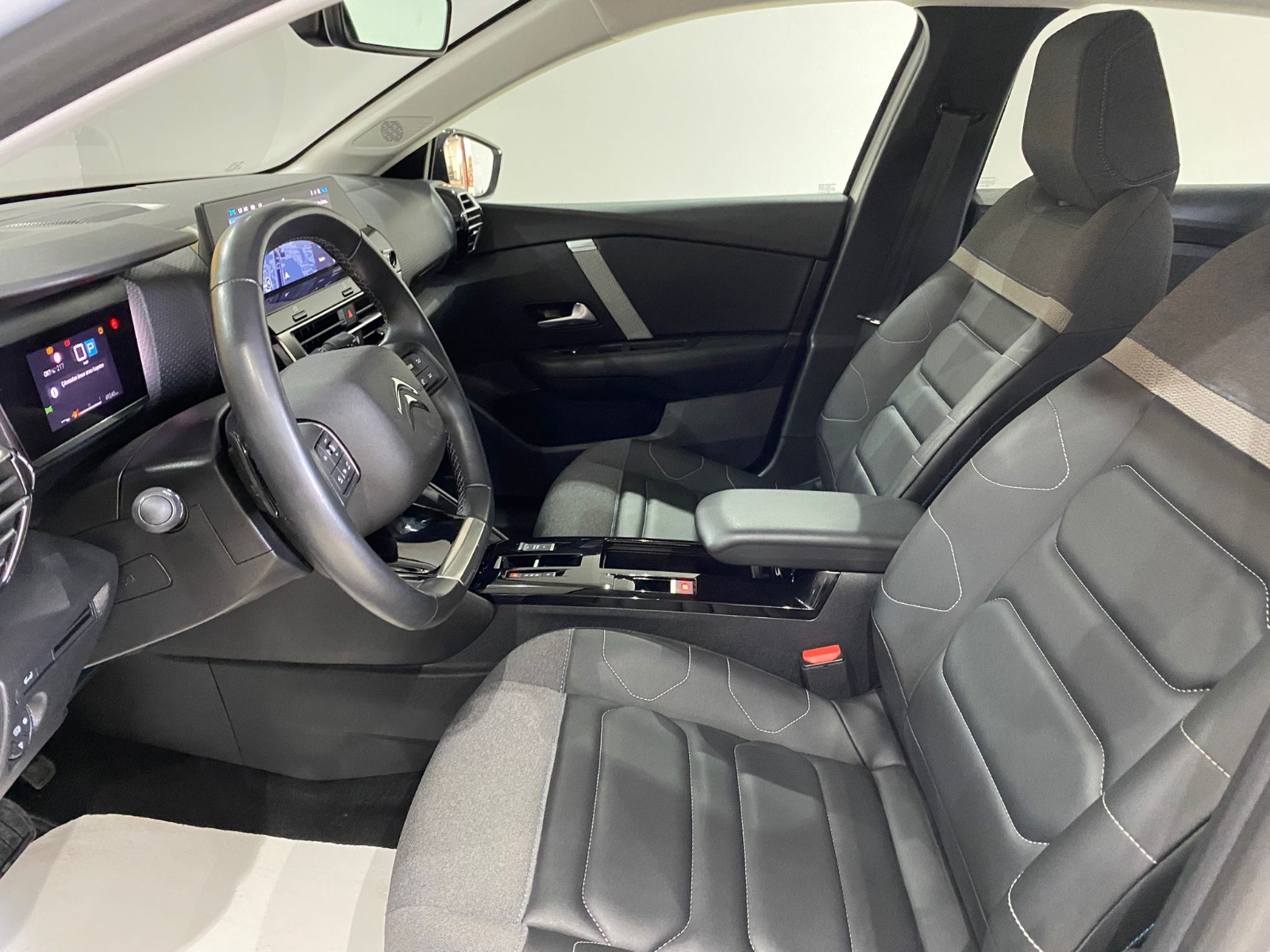 2024 Benzin Otomatik Citroen C4 X Beyaz Gürel Tasarım Aksesuar Otomotiv San. Tic. Ltd. Şti.