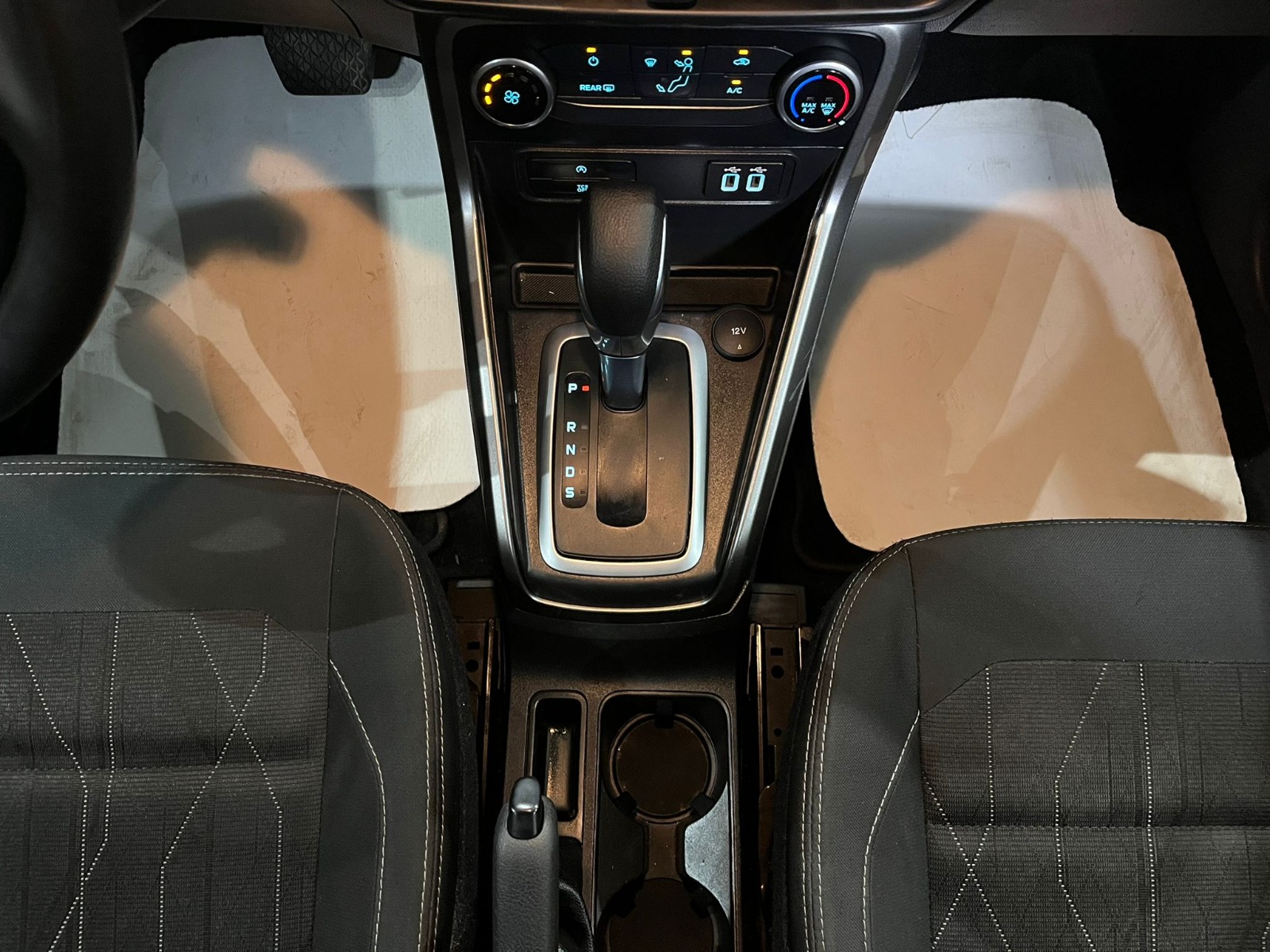 2020 Benzin Otomatik Ford EcoSport Gri Gürel Tasarım Aksesuar Otomotiv San. Tic. Ltd. Şti.