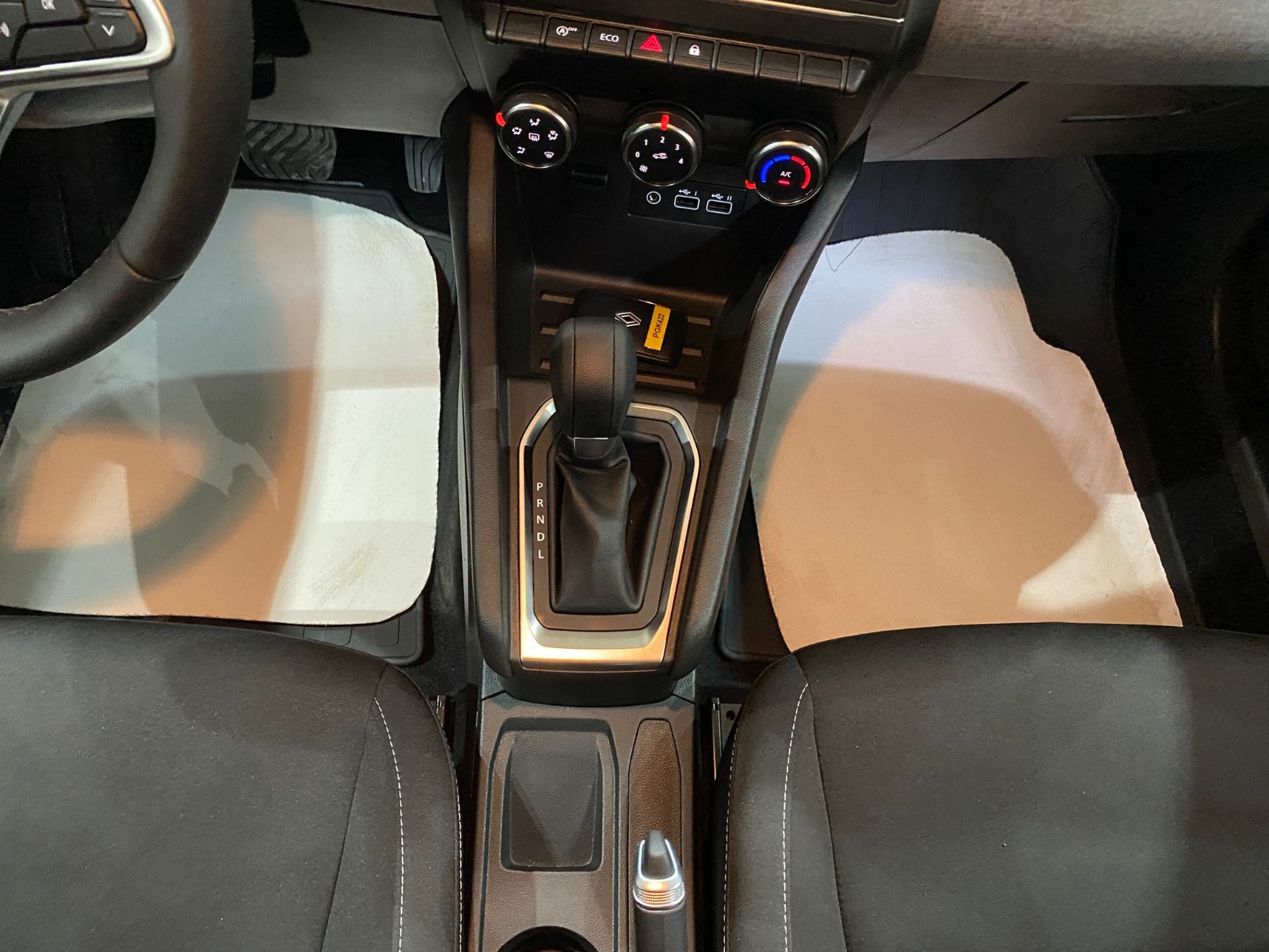2025 Benzin Otomatik Renault Clio Gri Gürel Tasarım Aksesuar Otomotiv San. Tic. Ltd. Şti.