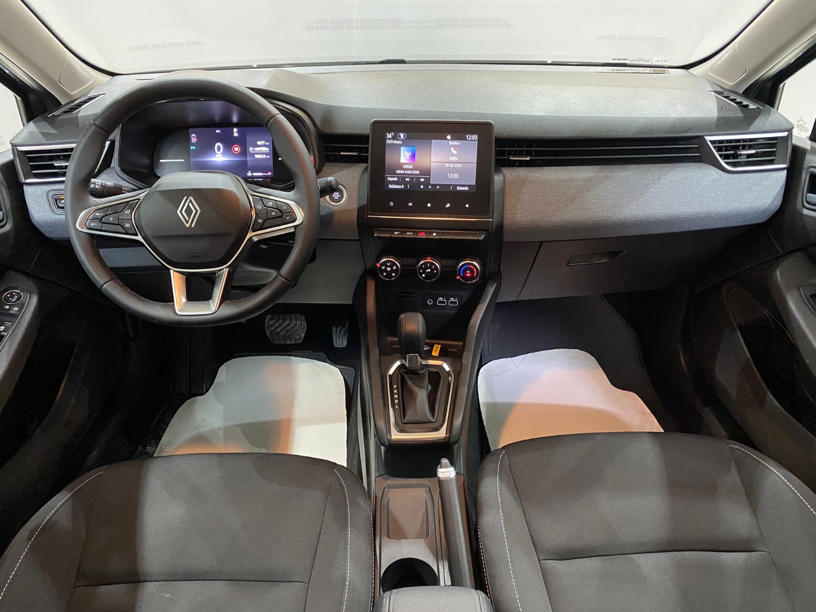 2025 Benzin Otomatik Renault Clio Gri Gürel Tasarım Aksesuar Otomotiv San. Tic. Ltd. Şti.
