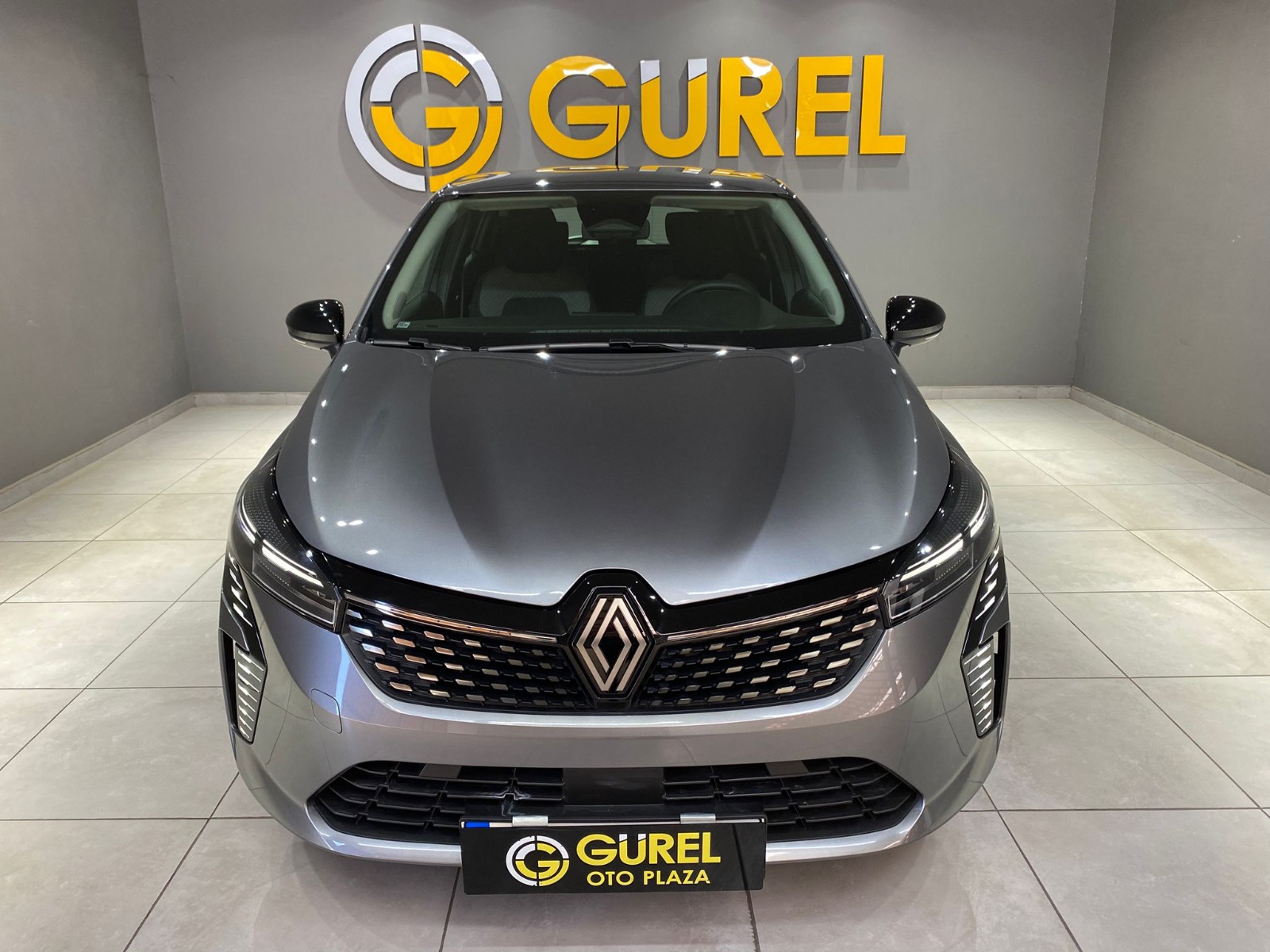 2025 Benzin Otomatik Renault Clio Gri Gürel Tasarım Aksesuar Otomotiv San. Tic. Ltd. Şti.