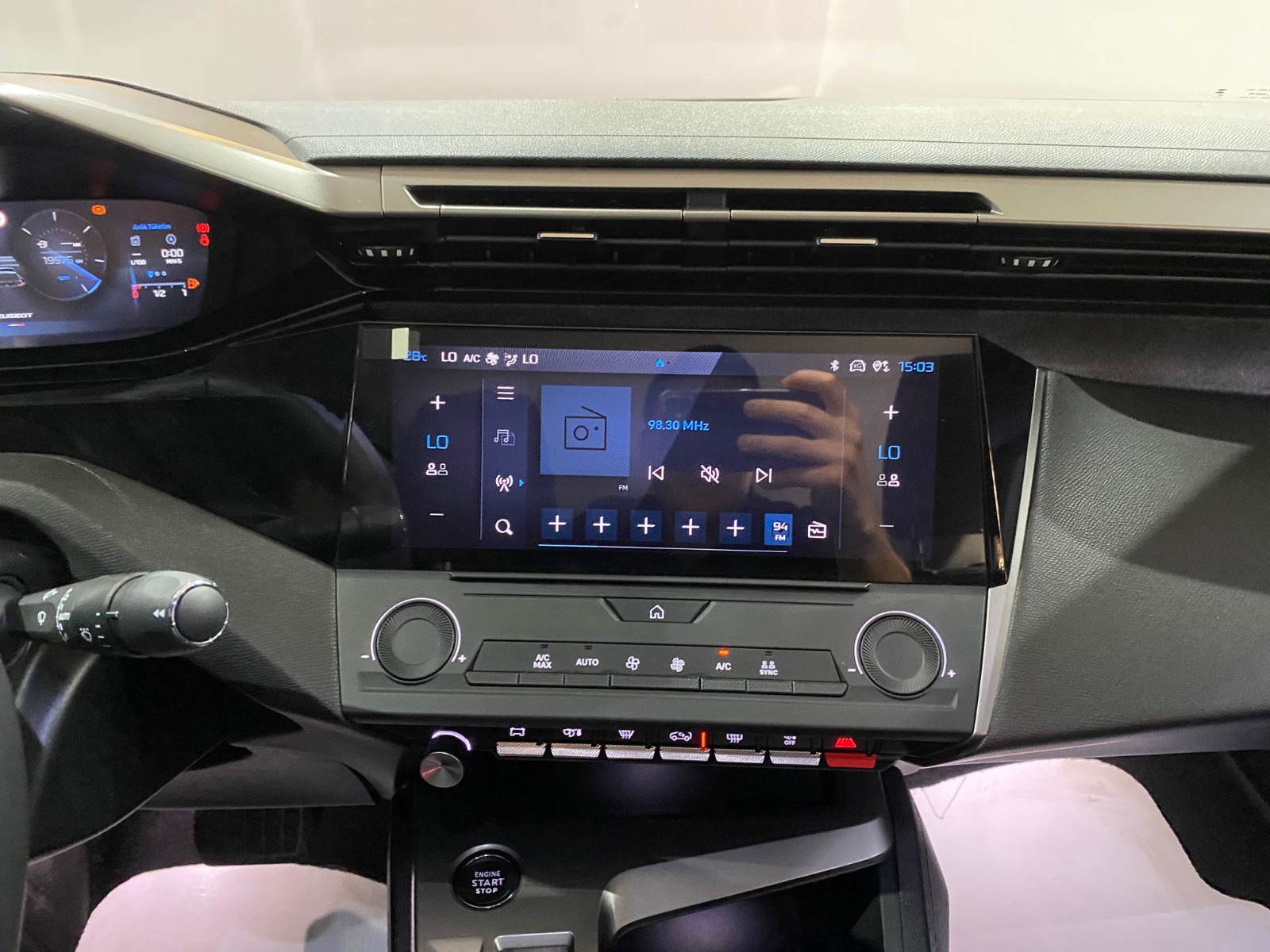 2025 Benzin Otomatik Peugeot 408 Kırmızı Gürel Tasarım Aksesuar Otomotiv San. Tic. Ltd. Şti.