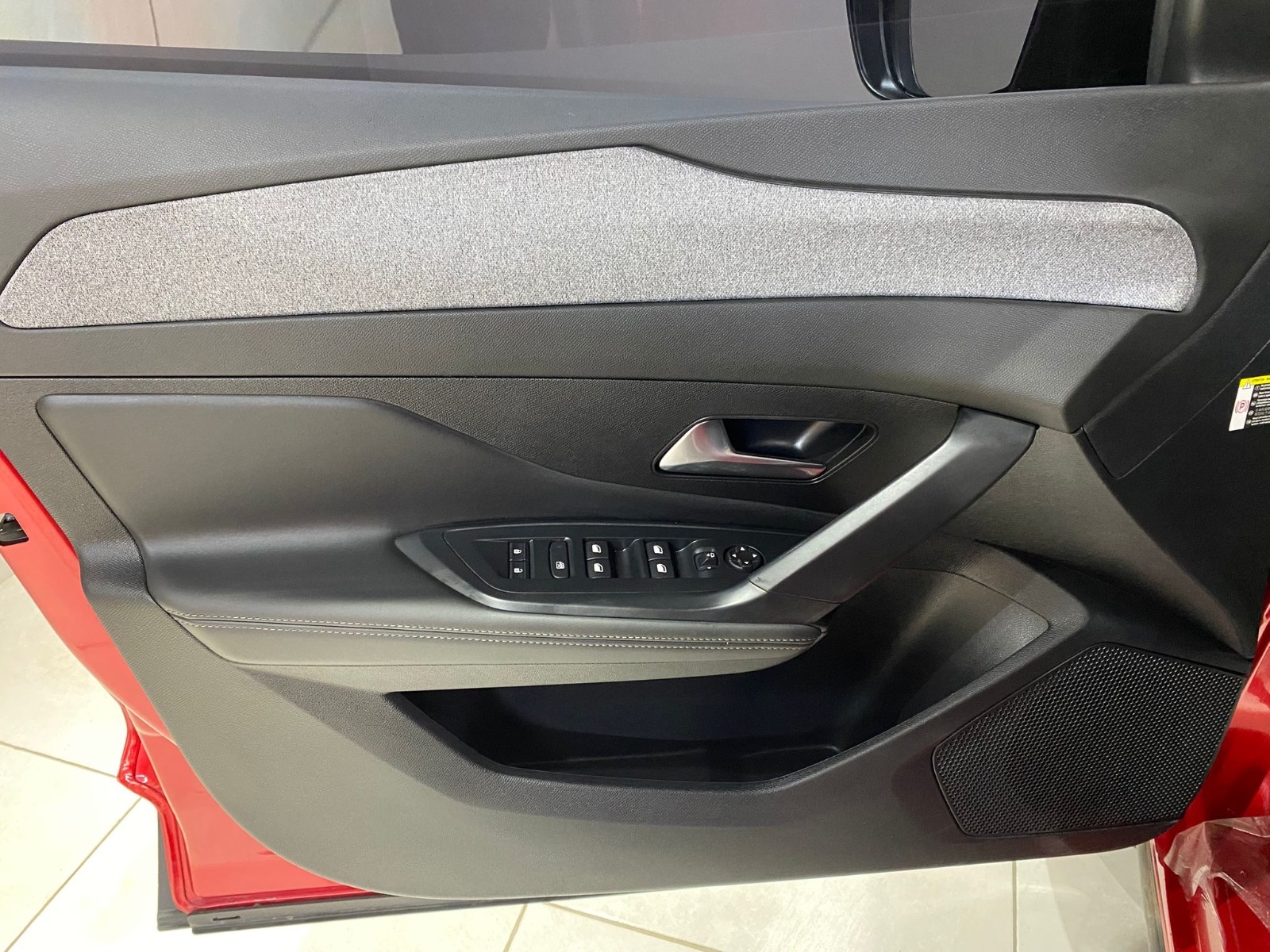 2025 Benzin Otomatik Peugeot 408 Kırmızı Gürel Tasarım Aksesuar Otomotiv San. Tic. Ltd. Şti.