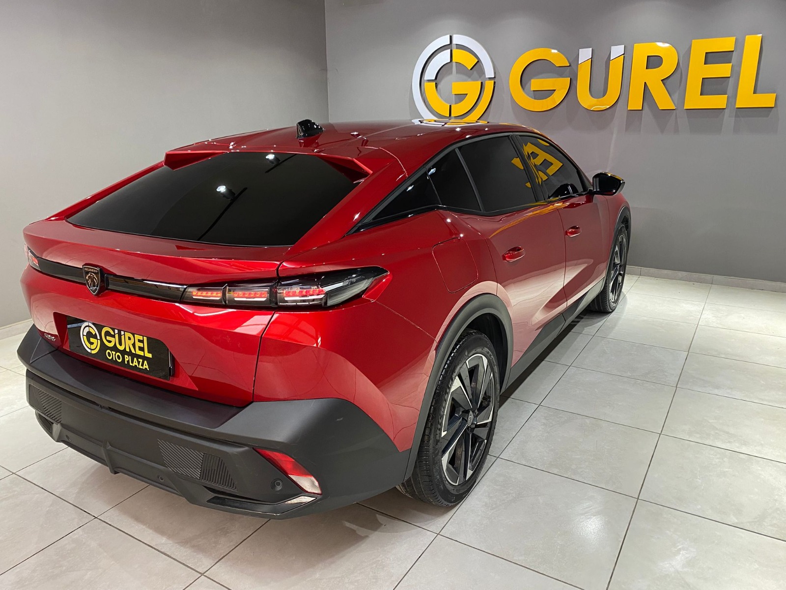 2025 Benzin Otomatik Peugeot 408 Kırmızı Gürel Tasarım Aksesuar Otomotiv San. Tic. Ltd. Şti.