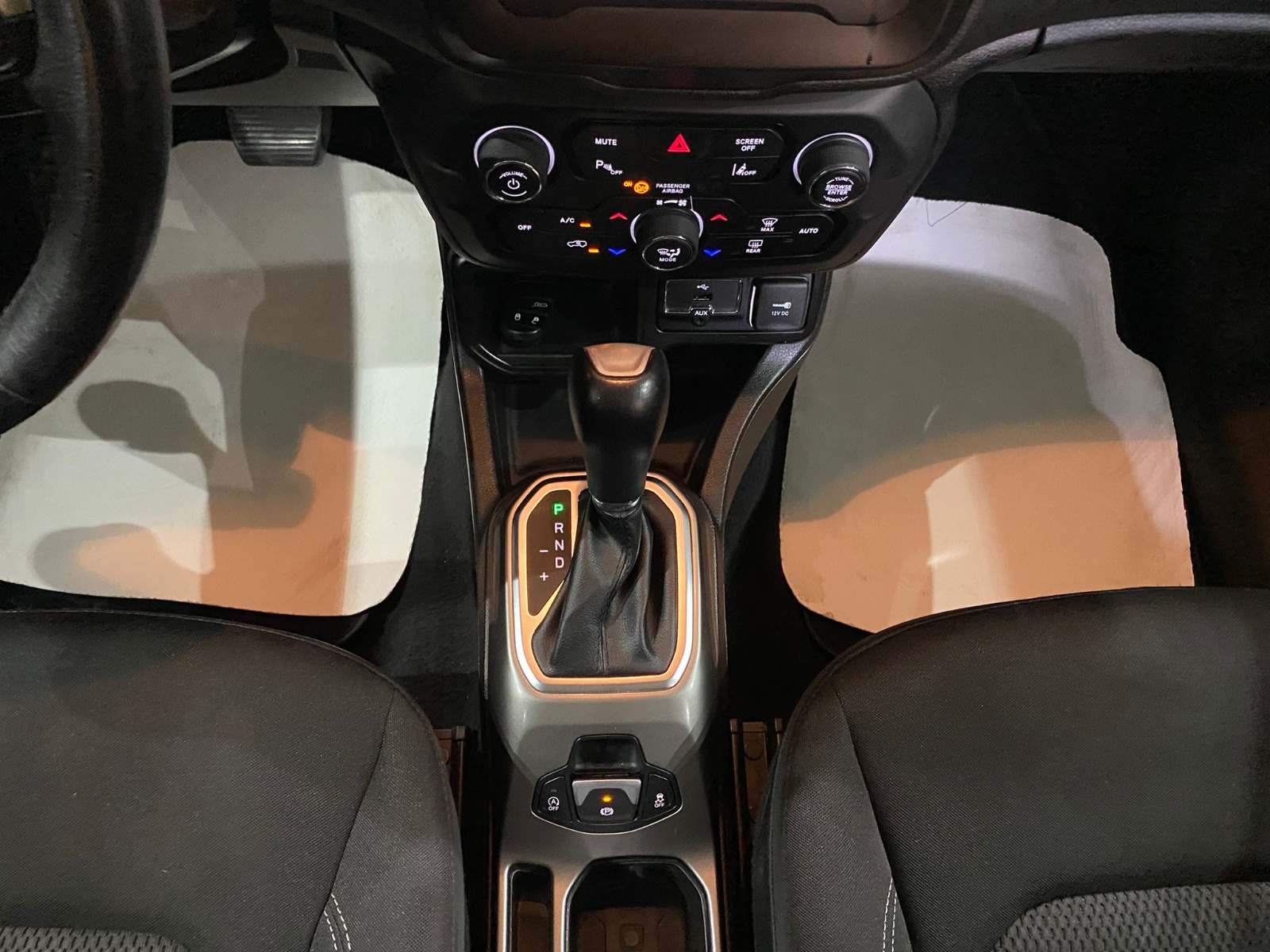 2020 Dizel Otomatik Jeep Renegade Beyaz Gürel Tasarım Aksesuar Otomotiv San. Tic. Ltd. Şti.