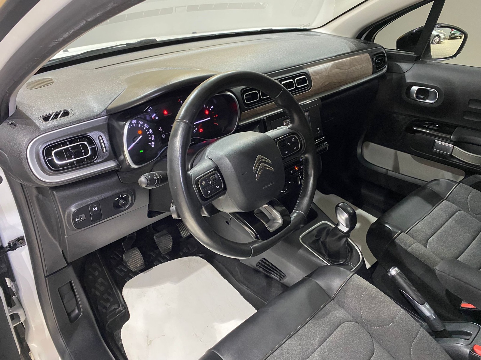 2021 Benzin Manuel Citroen C3 Beyaz Gürel Tasarım Aksesuar Otomotiv San. Tic. Ltd. Şti.
