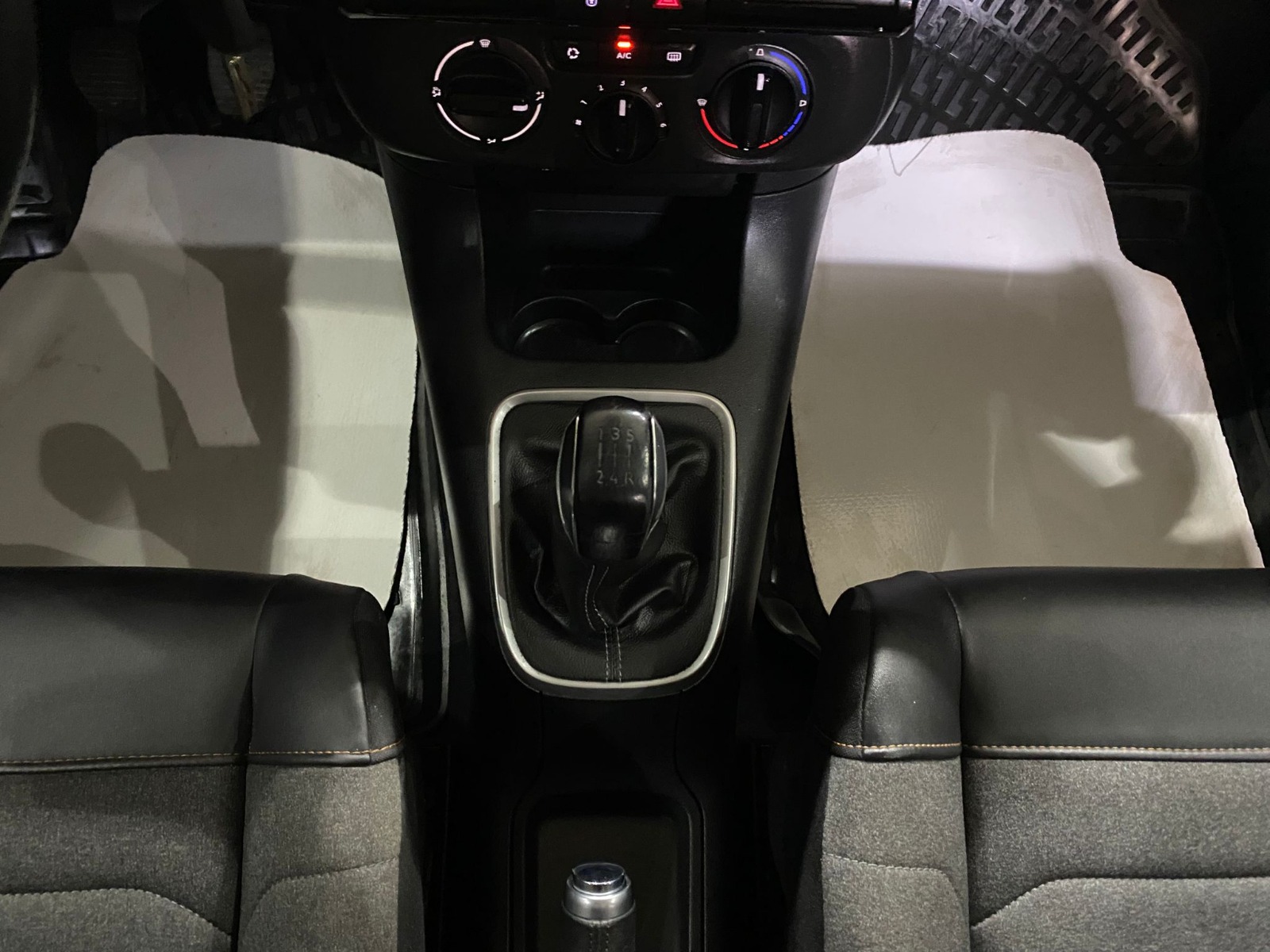 2021 Benzin Manuel Citroen C3 Beyaz Gürel Tasarım Aksesuar Otomotiv San. Tic. Ltd. Şti.