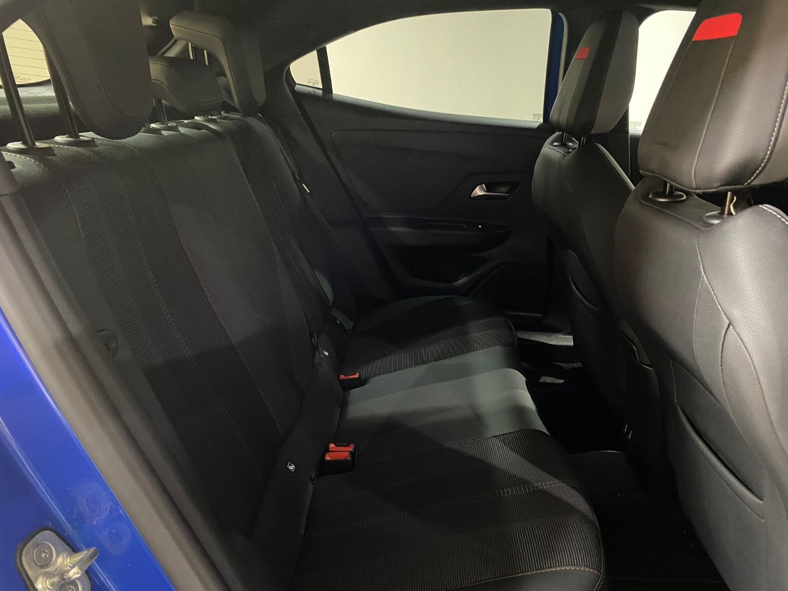 2023 Benzin Otomatik Opel Mokka Mavi Gürel Tasarım Aksesuar Otomotiv San. Tic. Ltd. Şti.