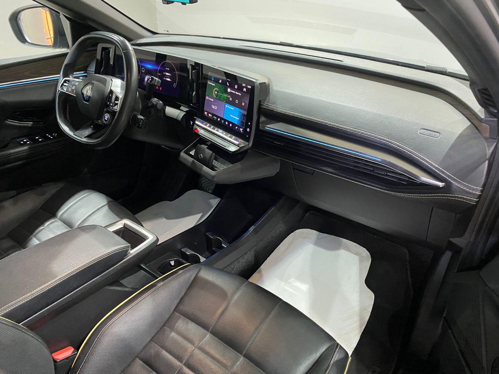 2023 Elektrik Otomatik Renault Megane E-Tech Gri Gürel Tasarım Aksesuar Otomotiv San. Tic. Ltd. Şti.