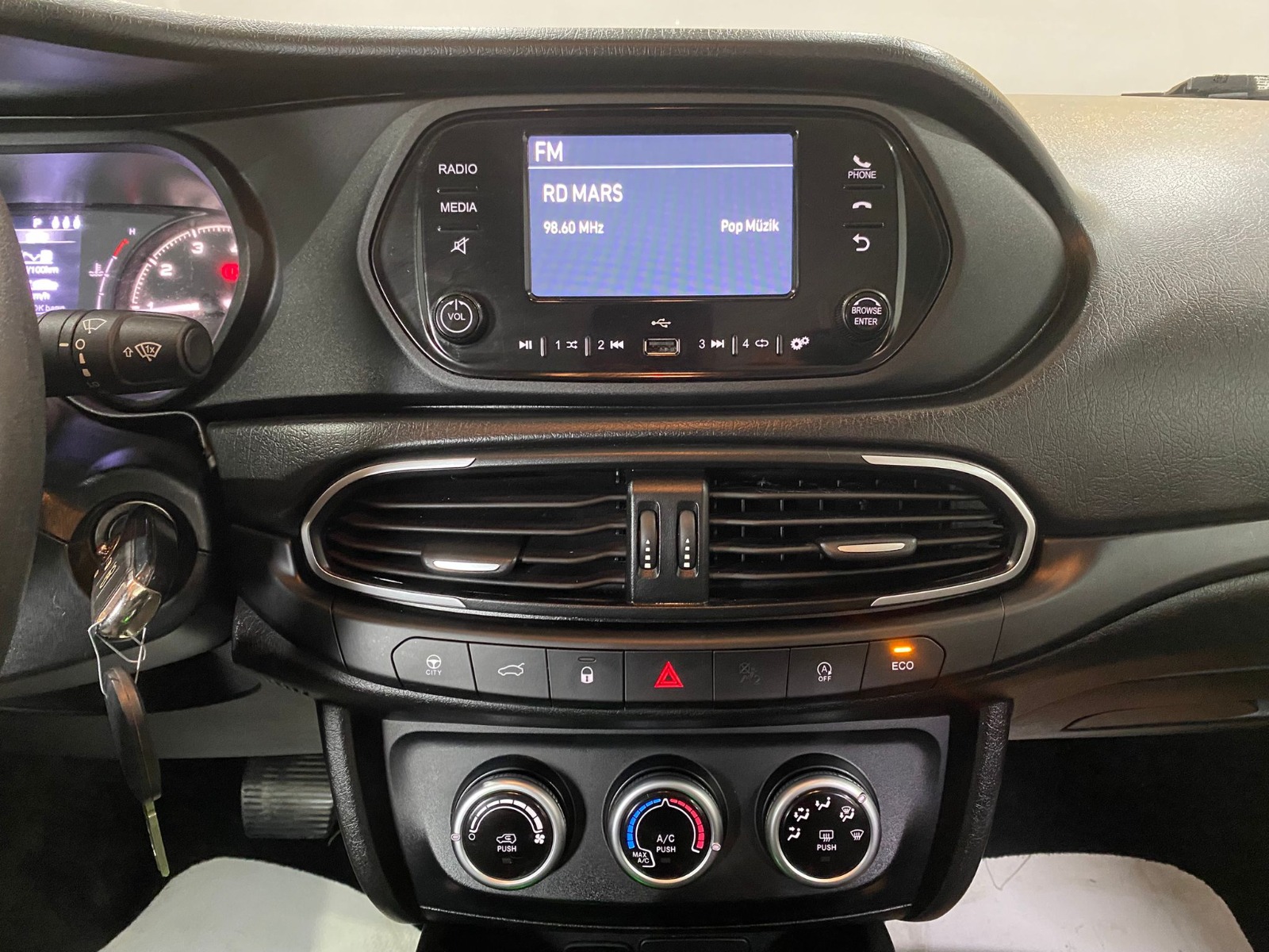 2022 Dizel Otomatik Fiat Egea Beyaz Gürel Tasarım Aksesuar Otomotiv San. Tic. Ltd. Şti.